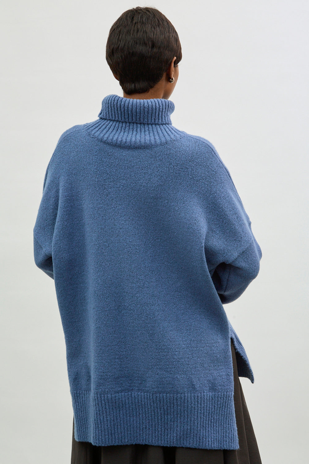 Blue oversized high neck jumper_2