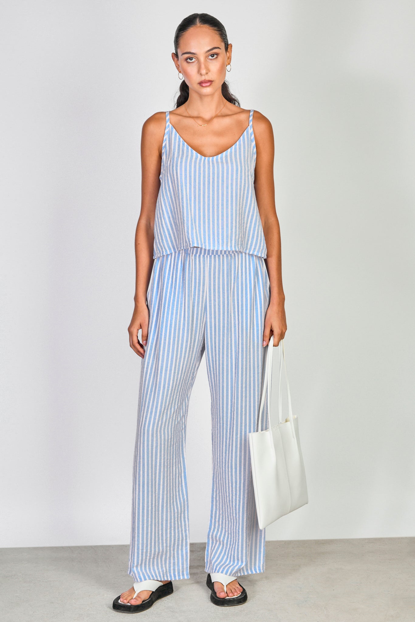 Blue pink and white vertical stripe tank_4