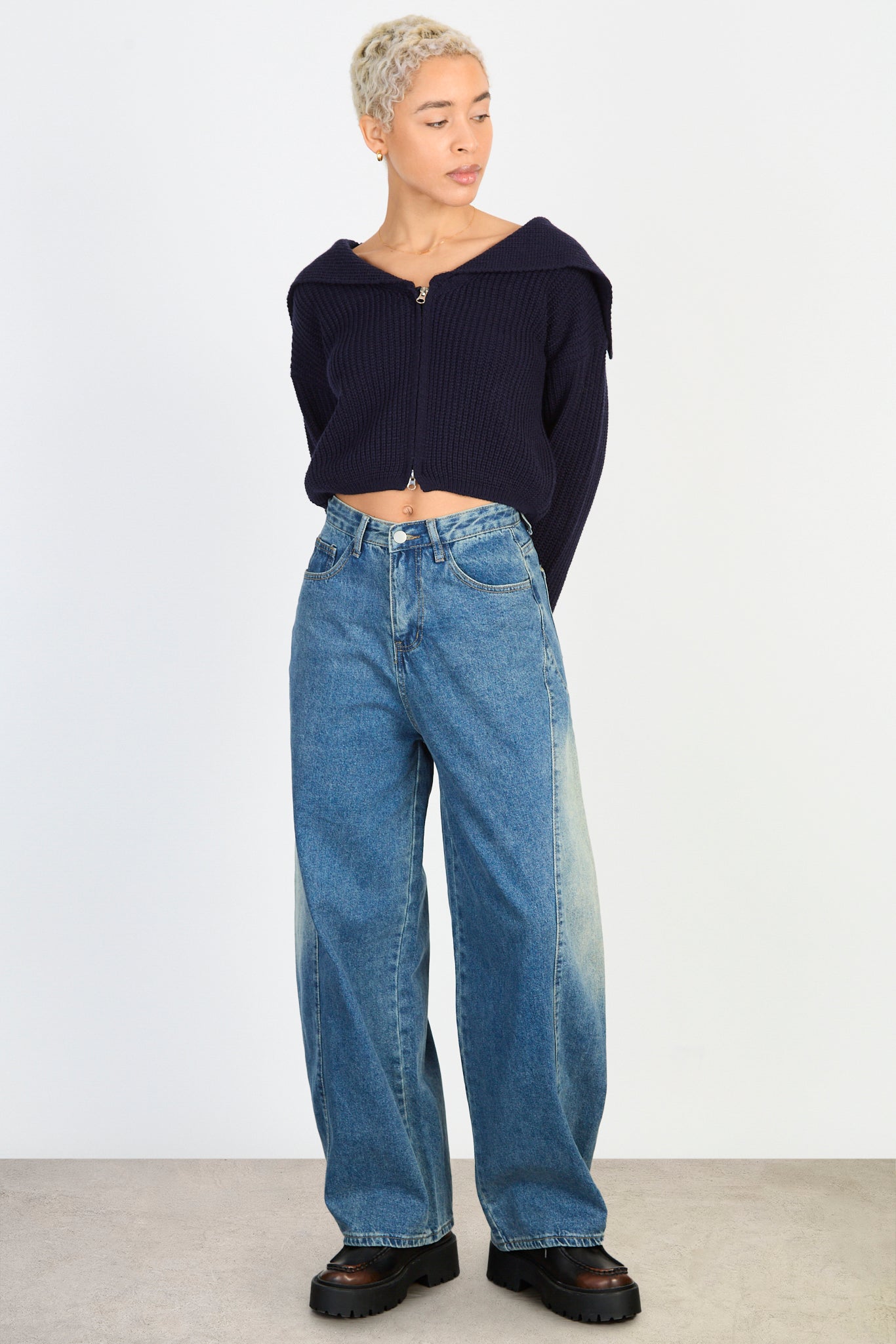 Blue rounded side panel jeans_4