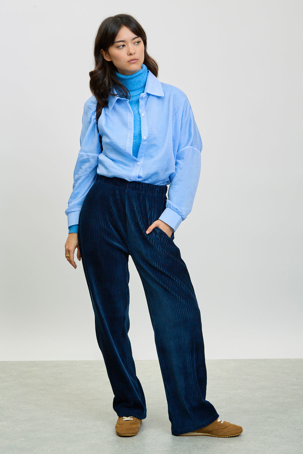 Blue thick wale drawstring trousers_4