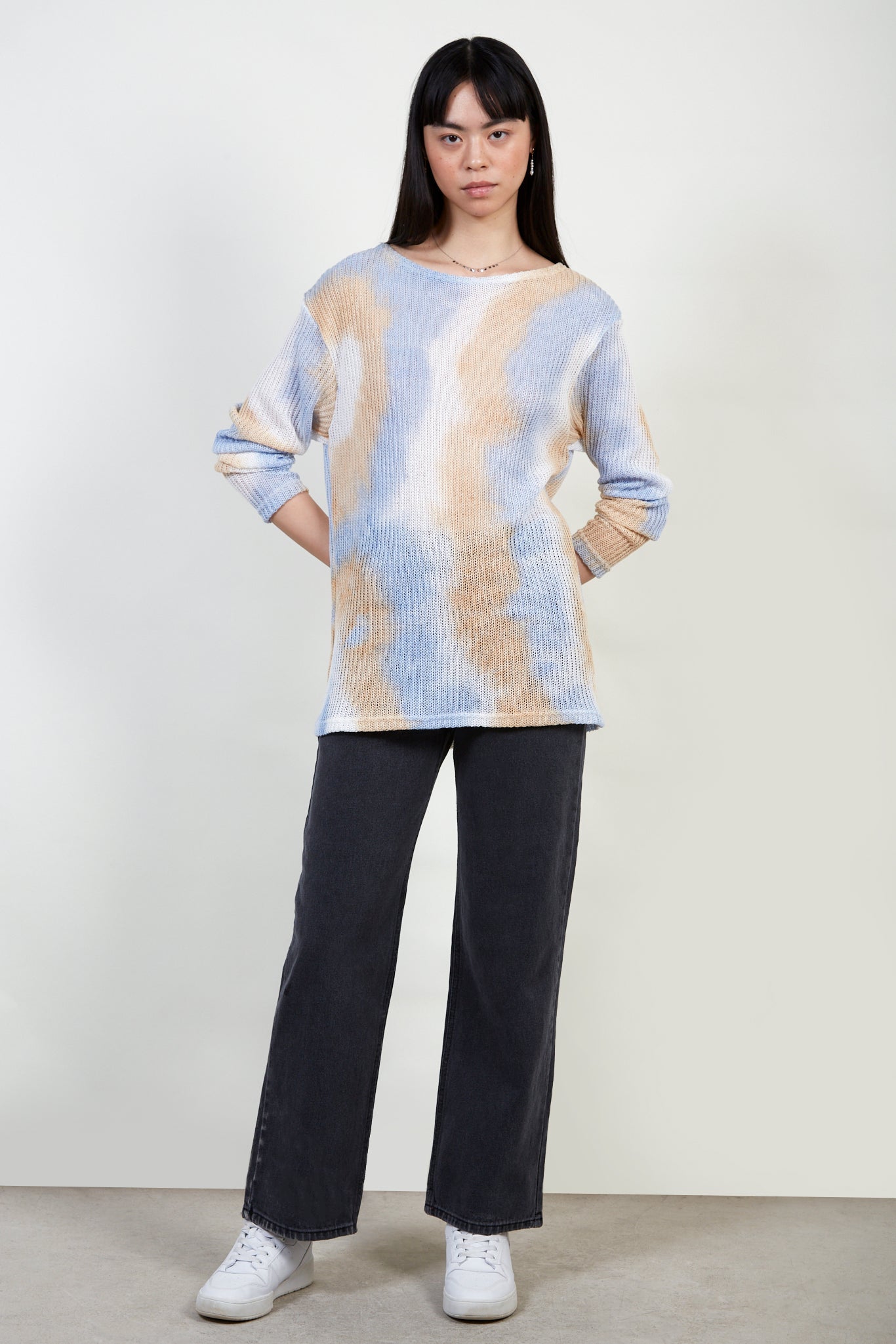 Blue and beige tie dye top_2