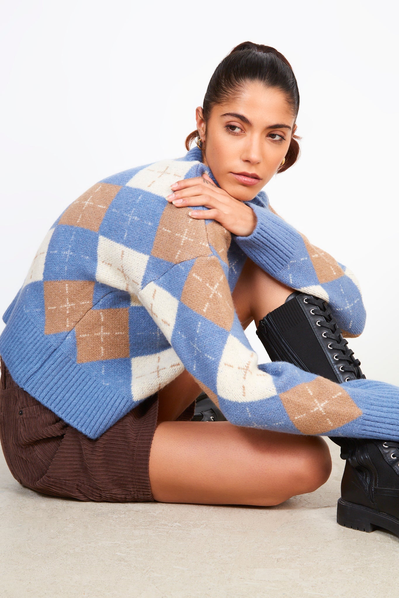 Blue camel and ivory dashed argyle cardigan_6