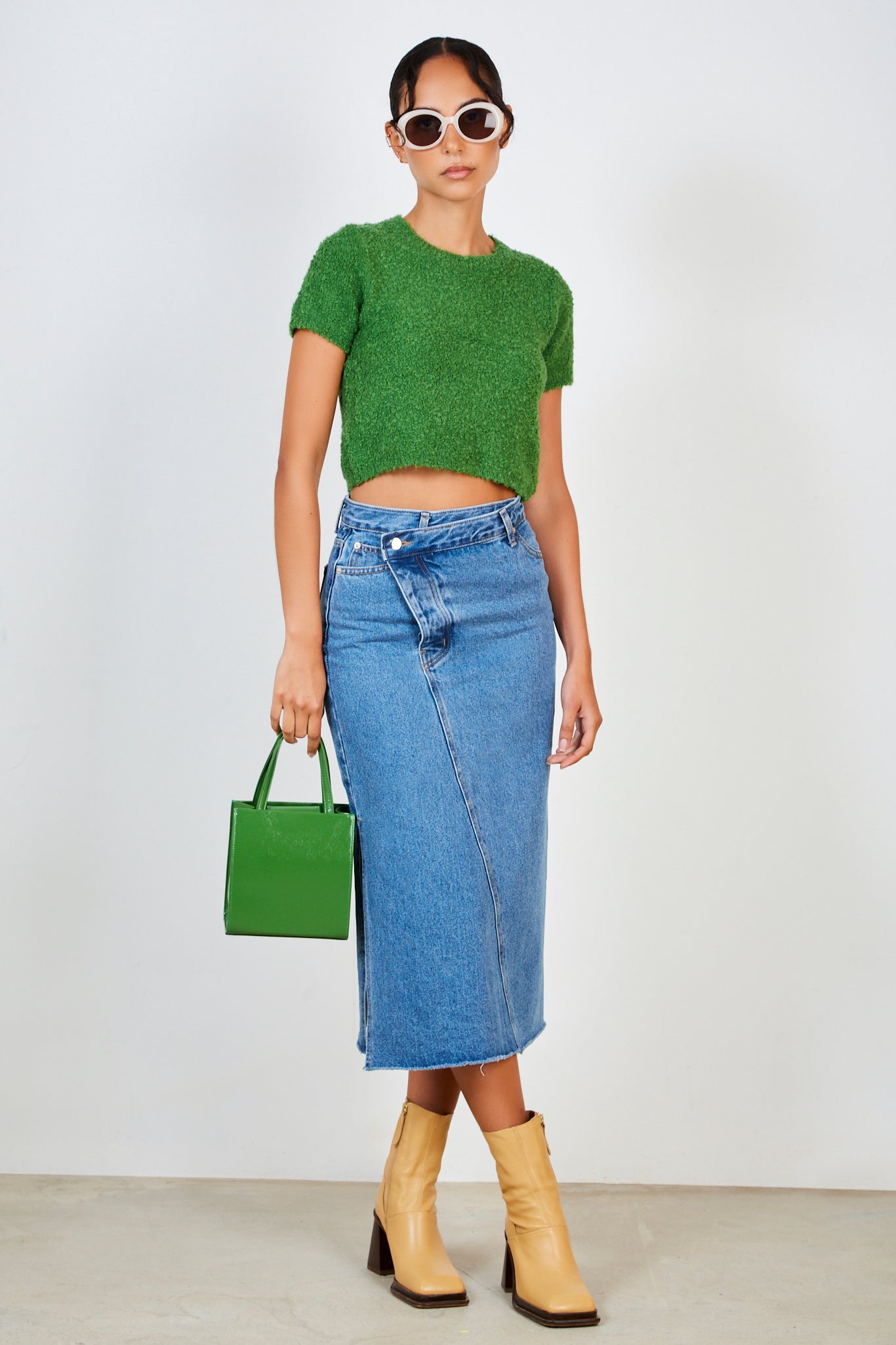 Blue denim diagonal button skirt_3