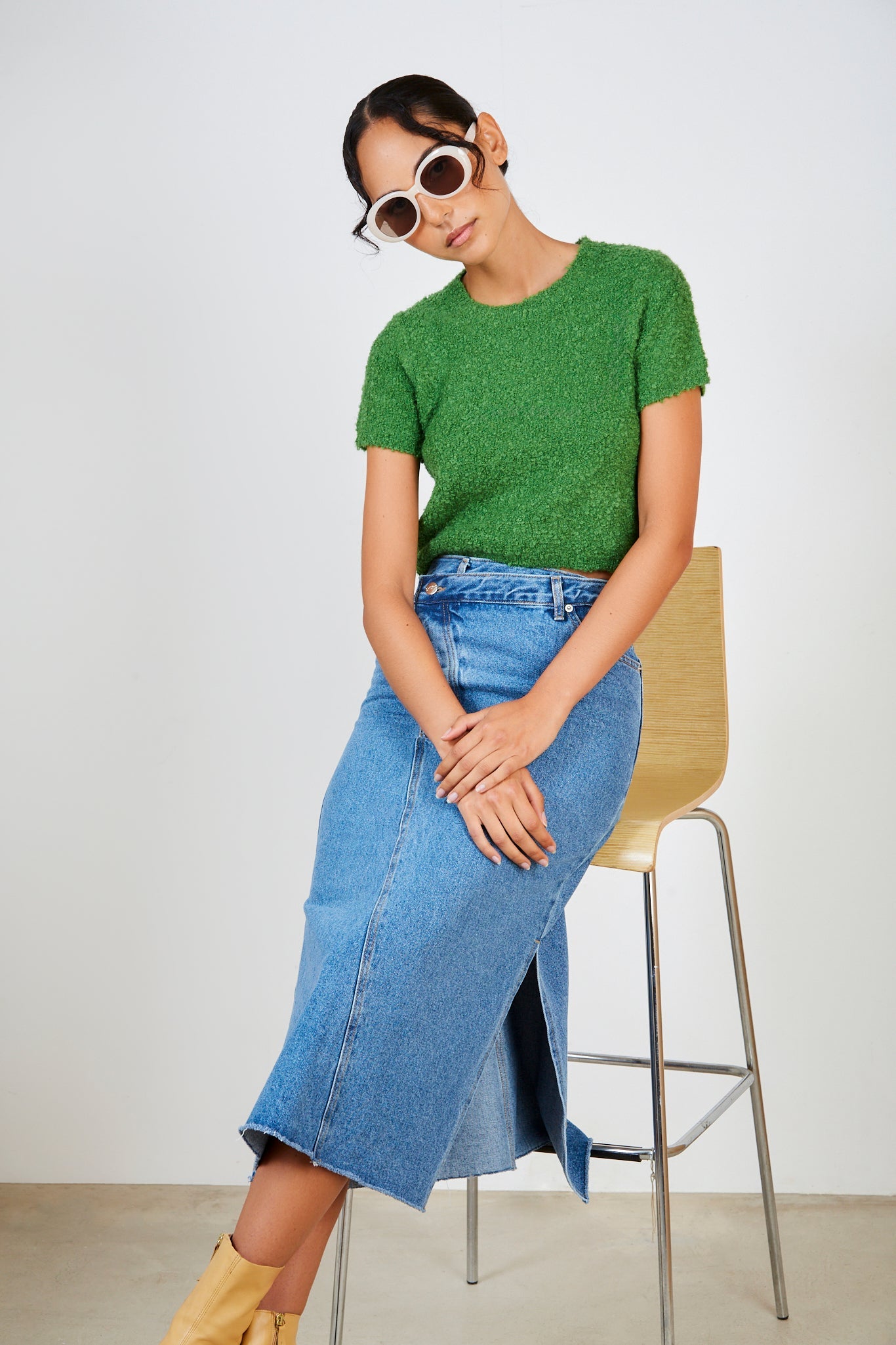 Blue denim diagonal button skirt_5