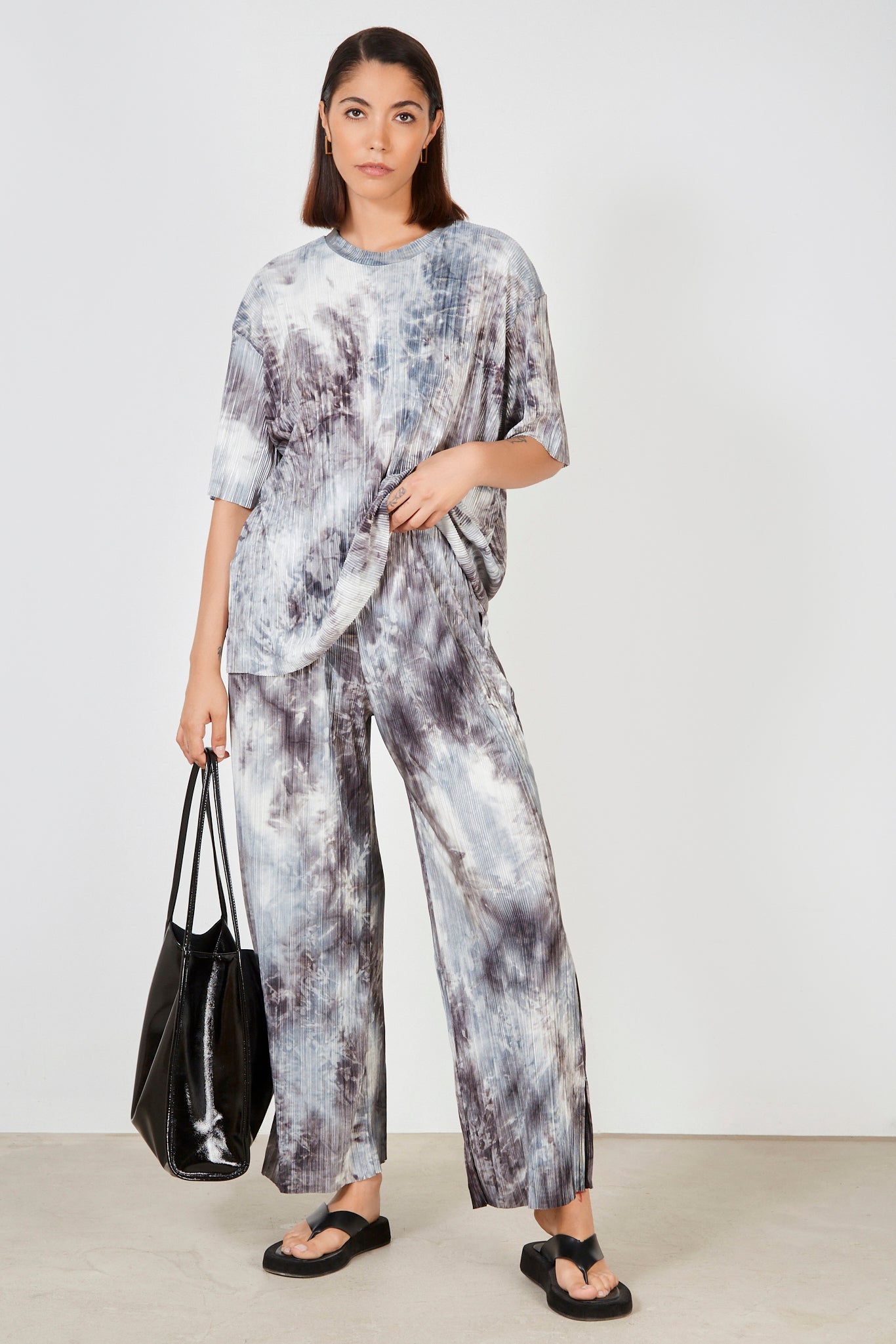 Black tie dye print ribbed tee_3