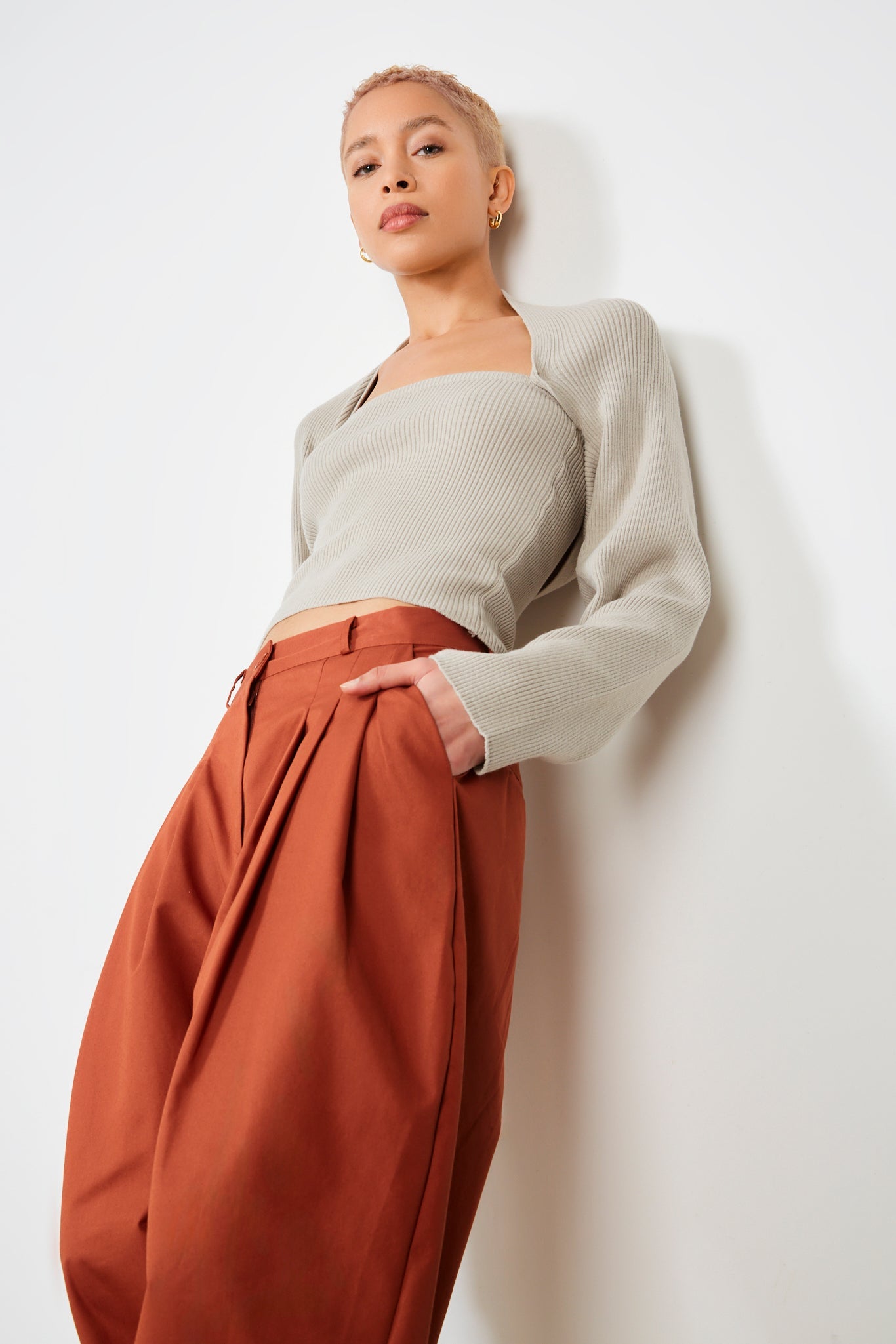 Brick orange multipleat trousers_5