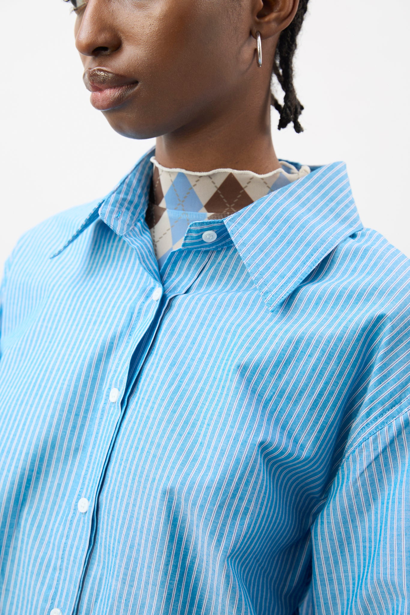 Bright blue and ivory striped shirt_4