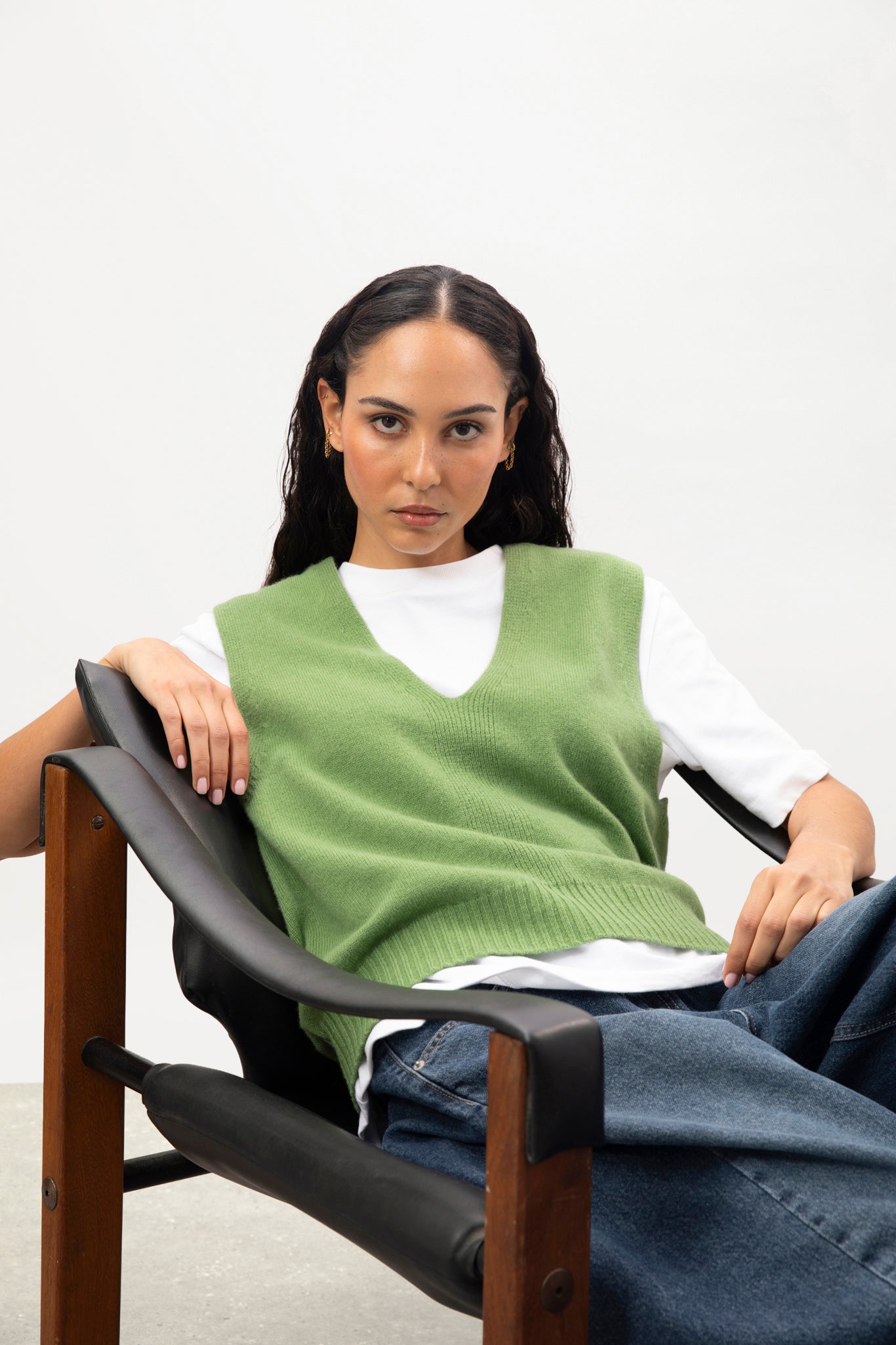 Bright green pure wool deep V knit vest_1