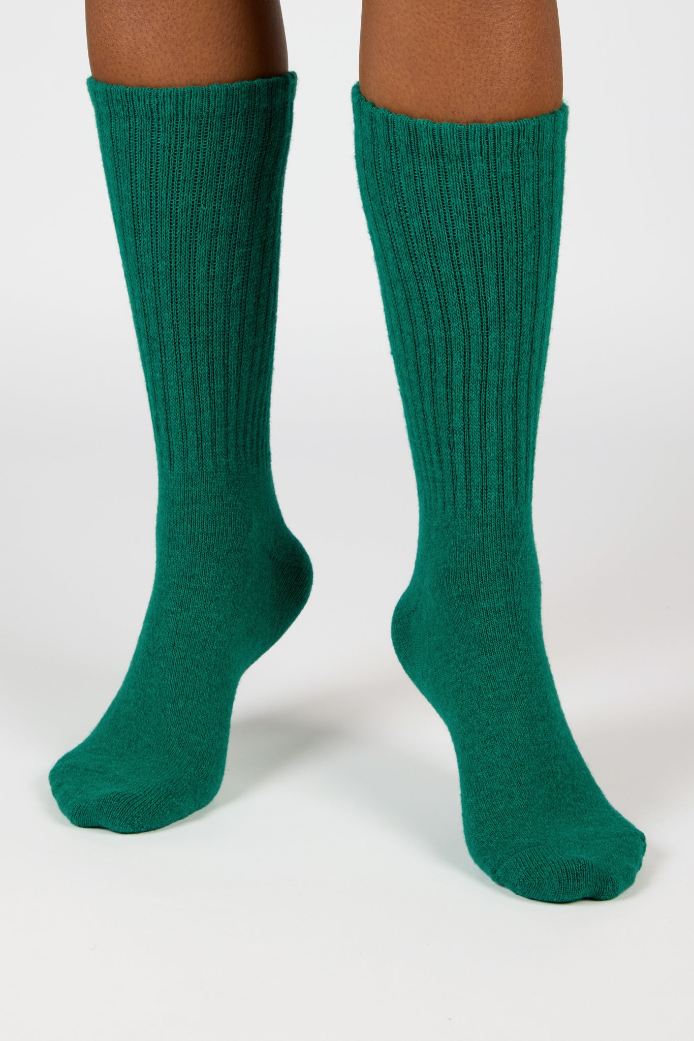 Bright green wool blend ribbed fuzzy socks_4