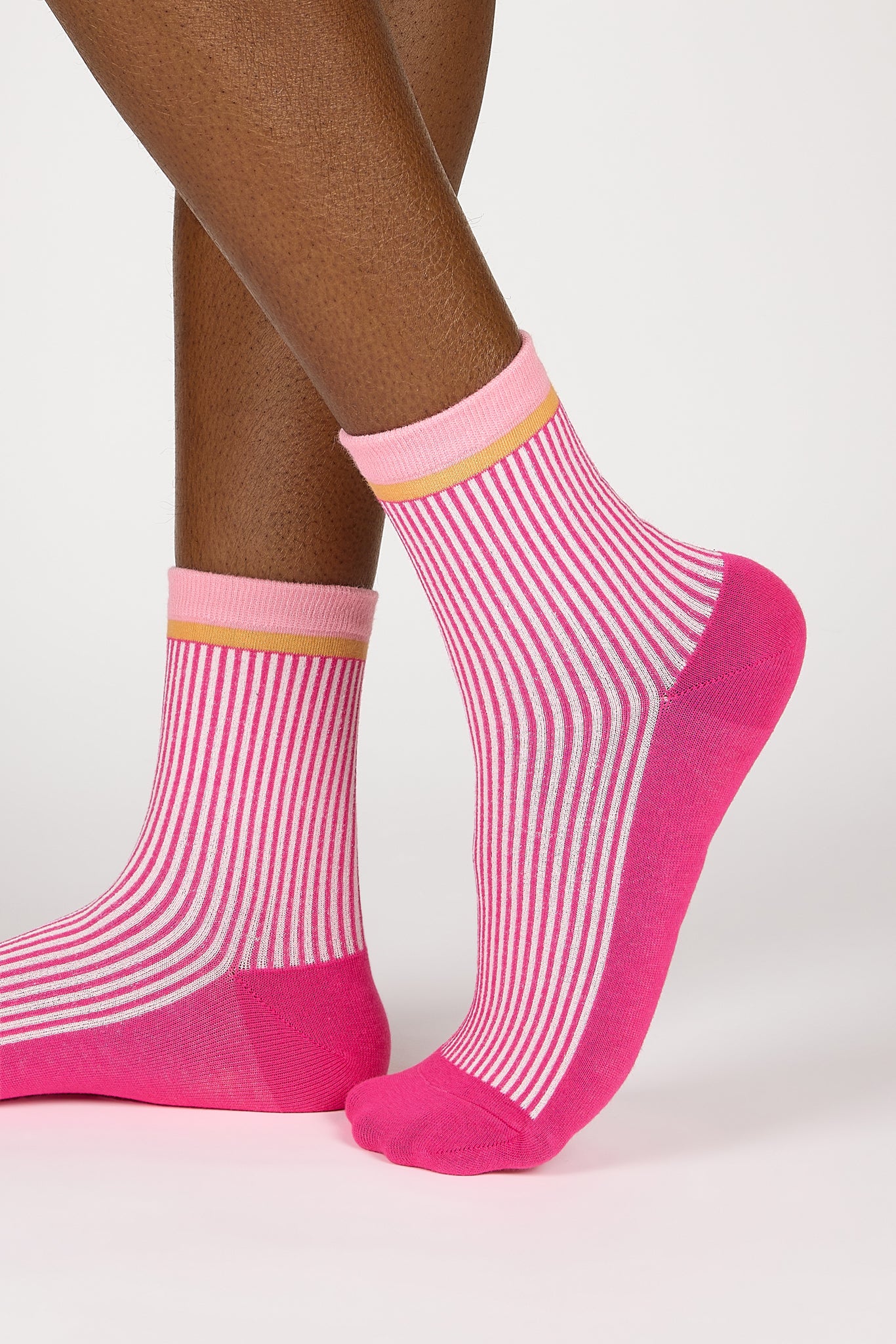 Bright pink ribbed light blue trim socks_2