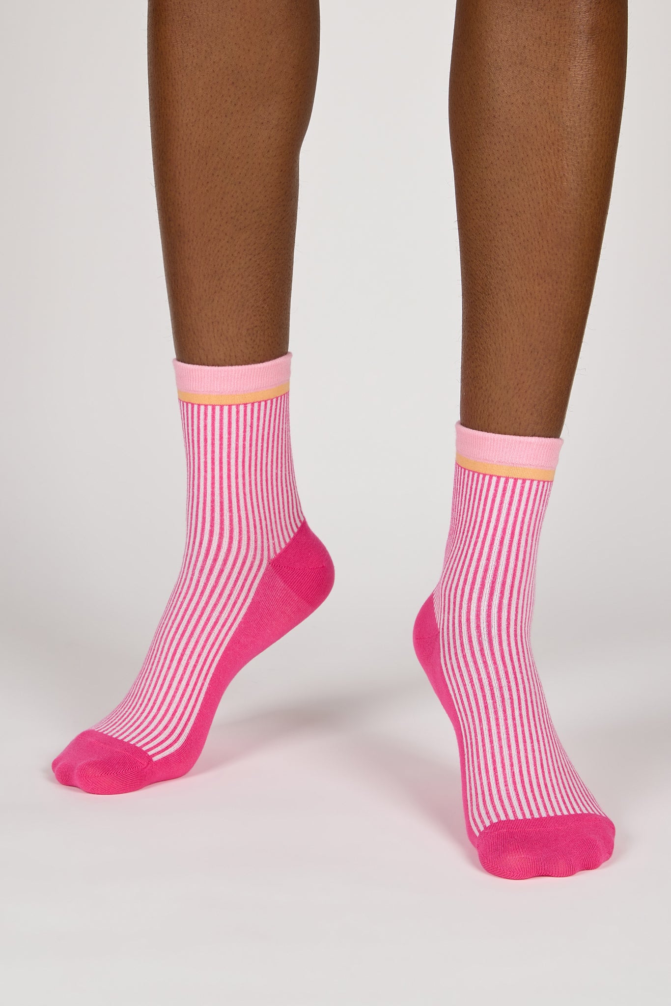 Bright pink ribbed light blue trim socks_1