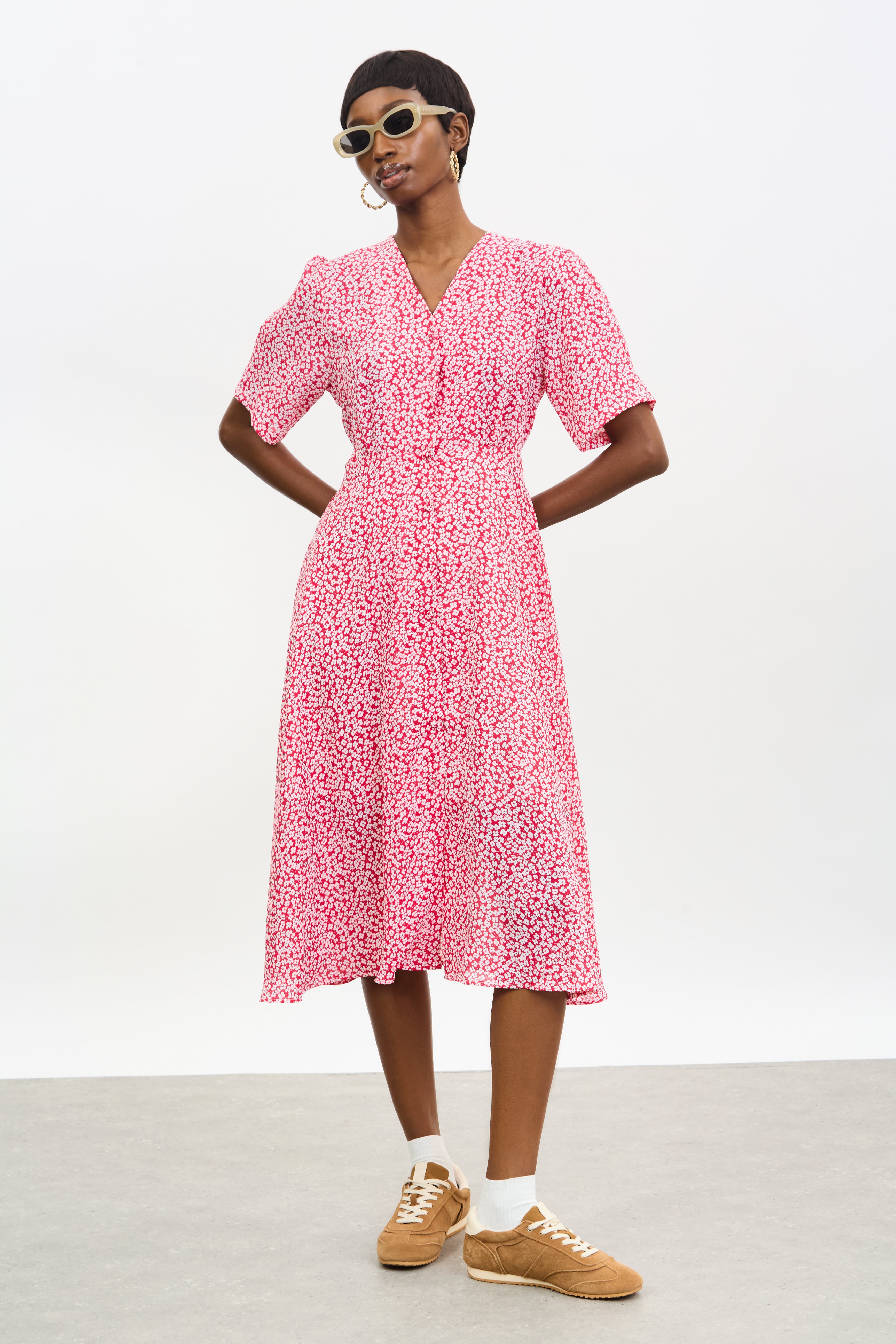 Bright red and white tiny floral print midi dress_1