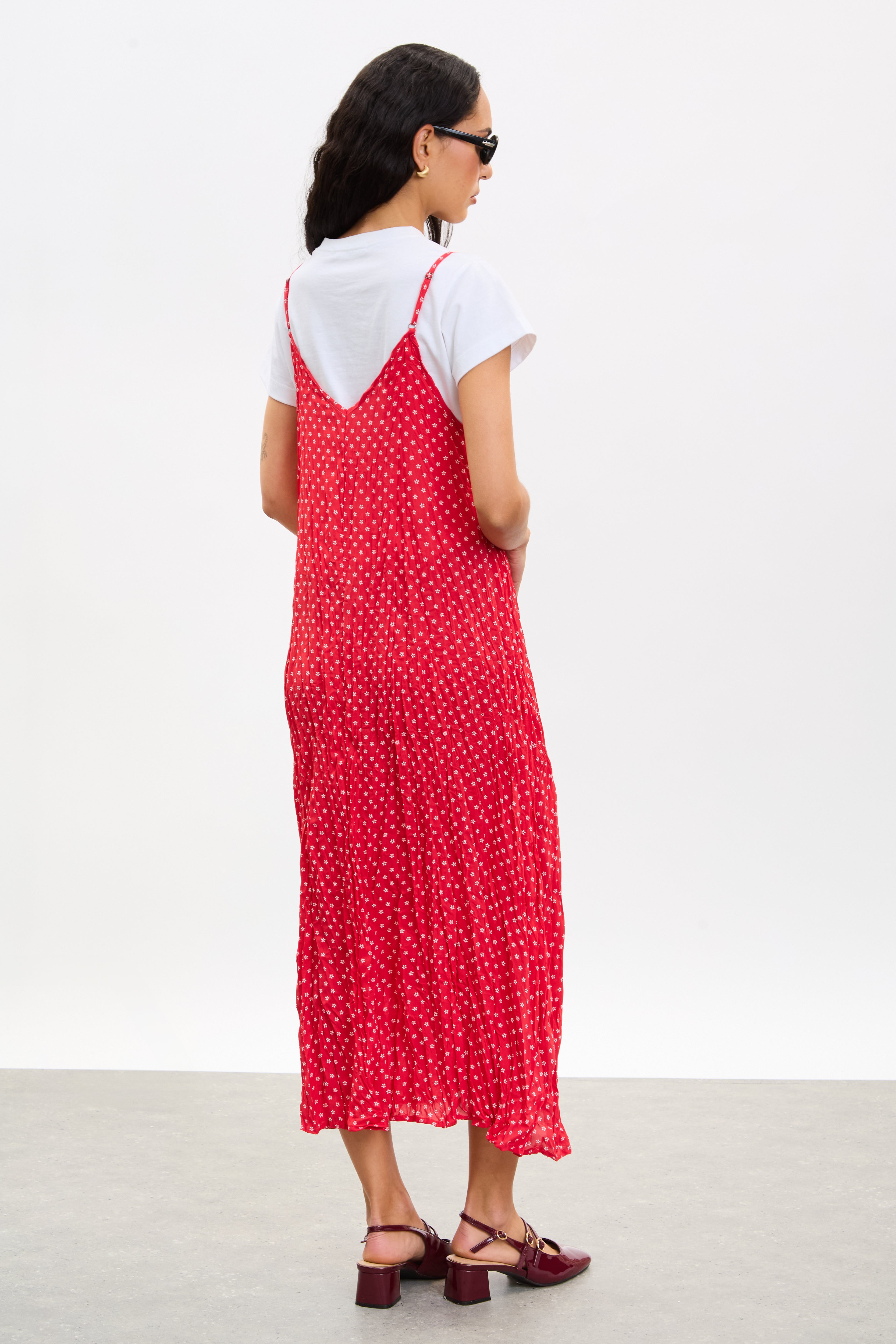 Bright red and white tiny floral print wrinkle dress_2