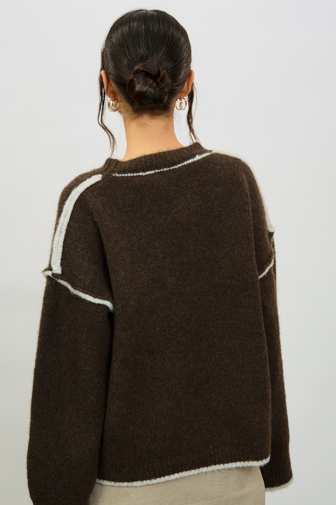 Brown and ivory wool blend asymmetric hem jumper_2