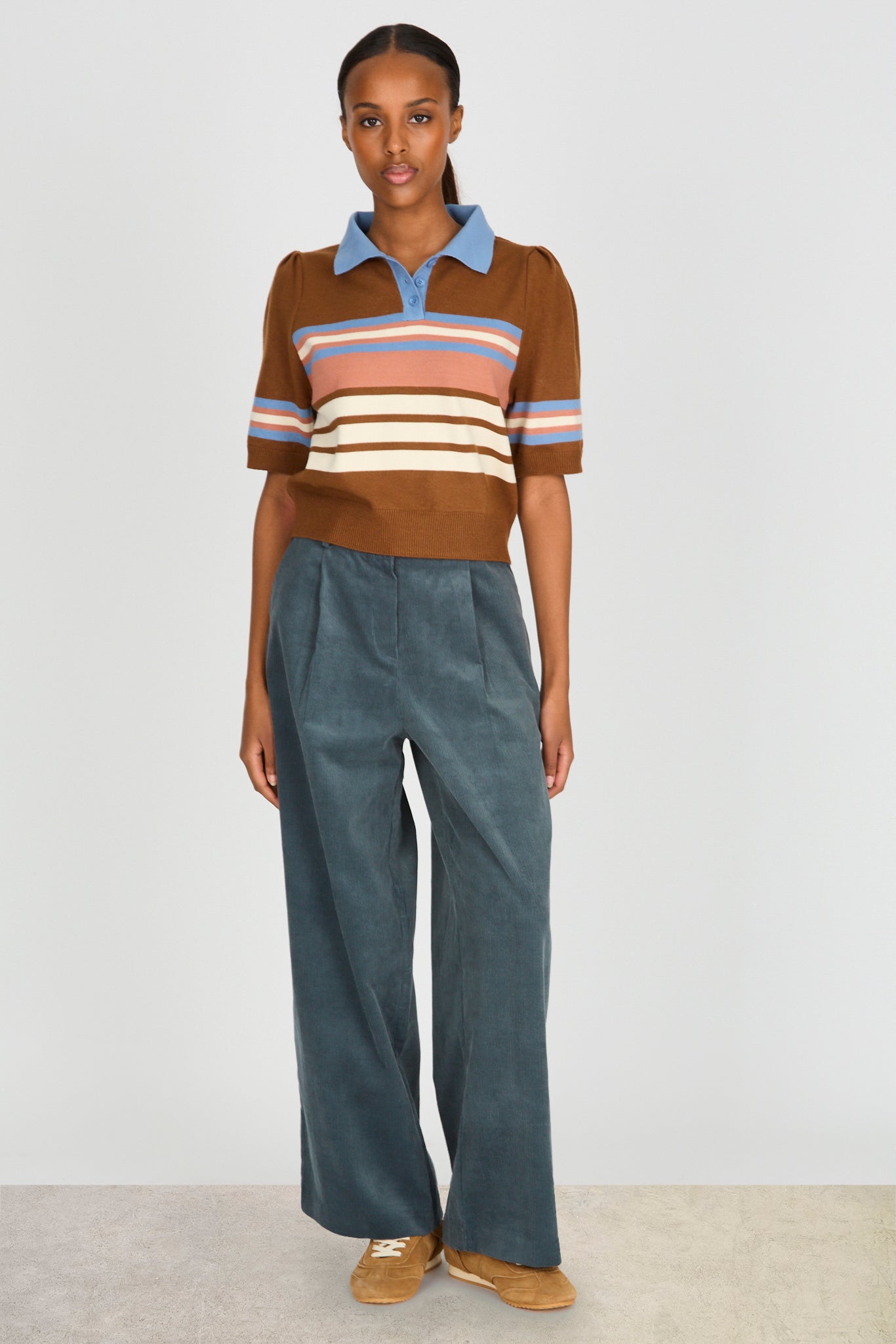 Brown striped blue collar knit tee_4