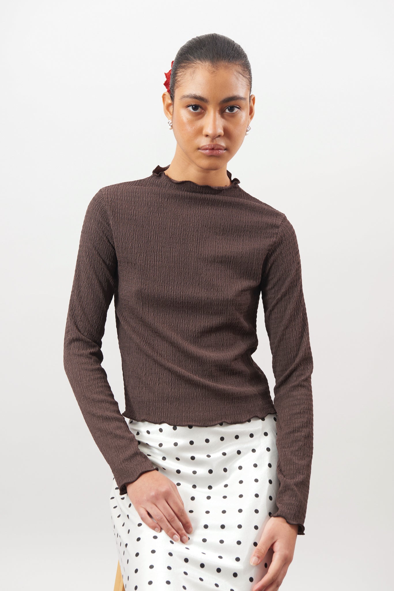 Brown textured mock neck top_3