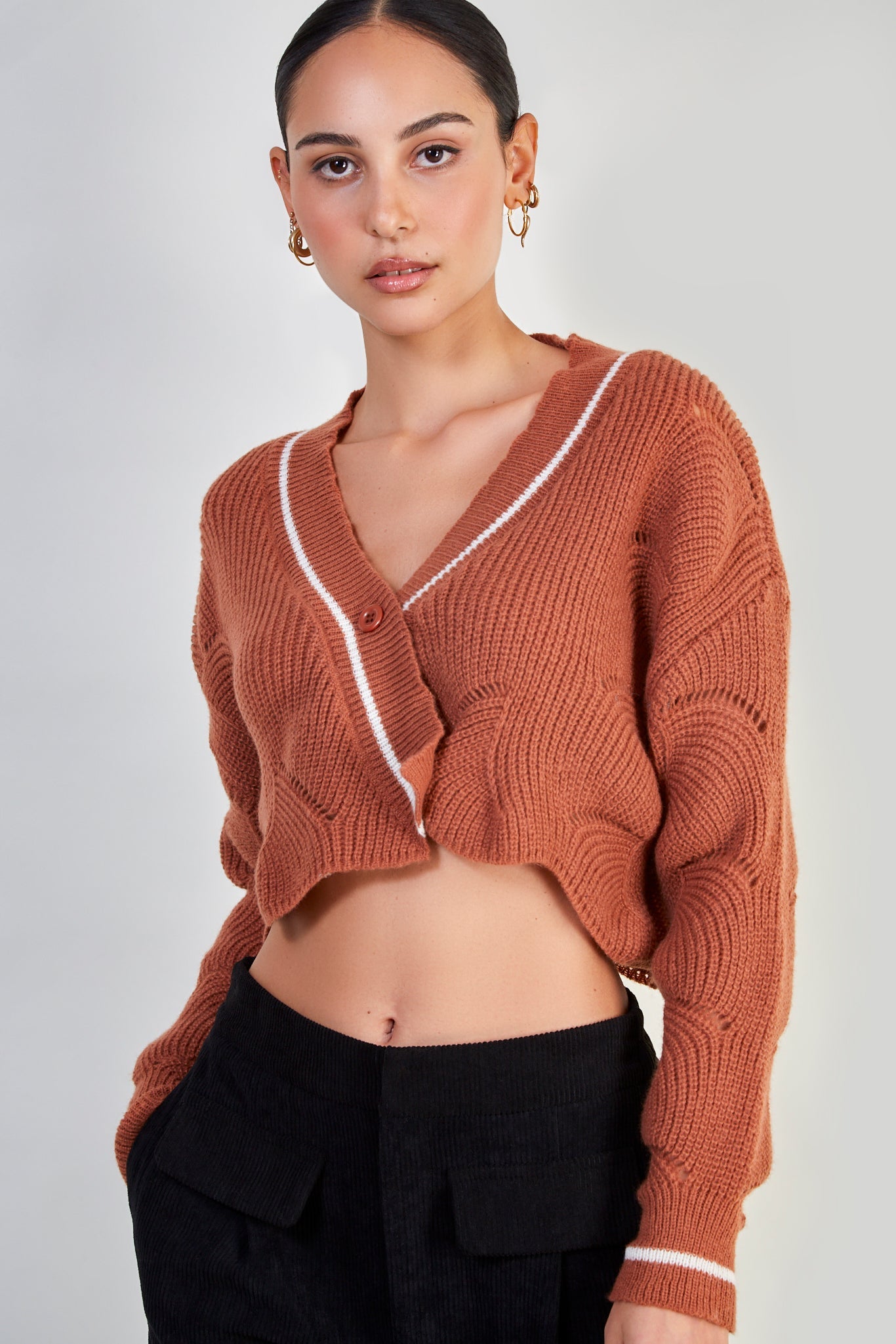 Brown and white trim textured cardigan_1