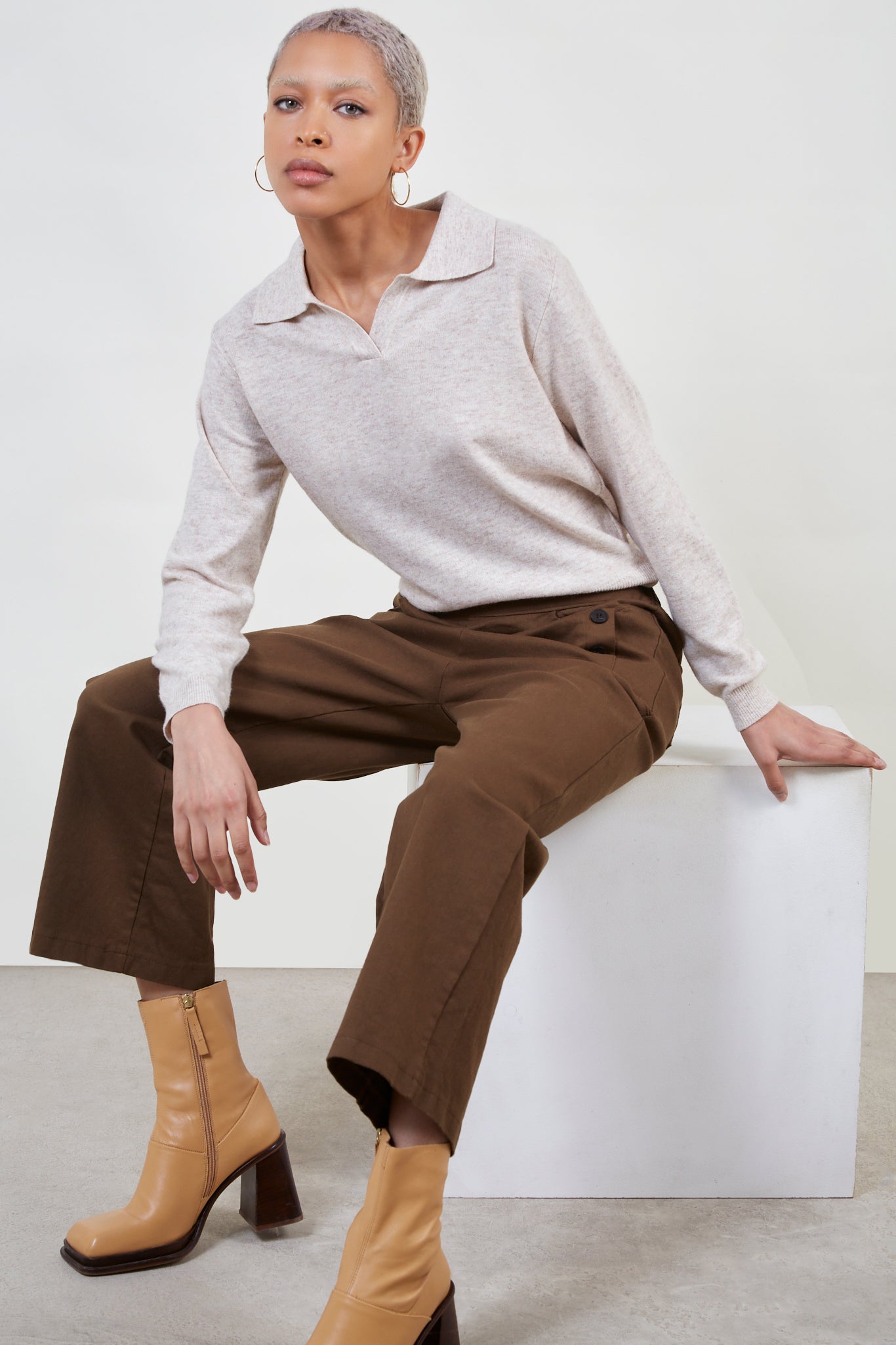 Brown button detail wide leg trousers_5
