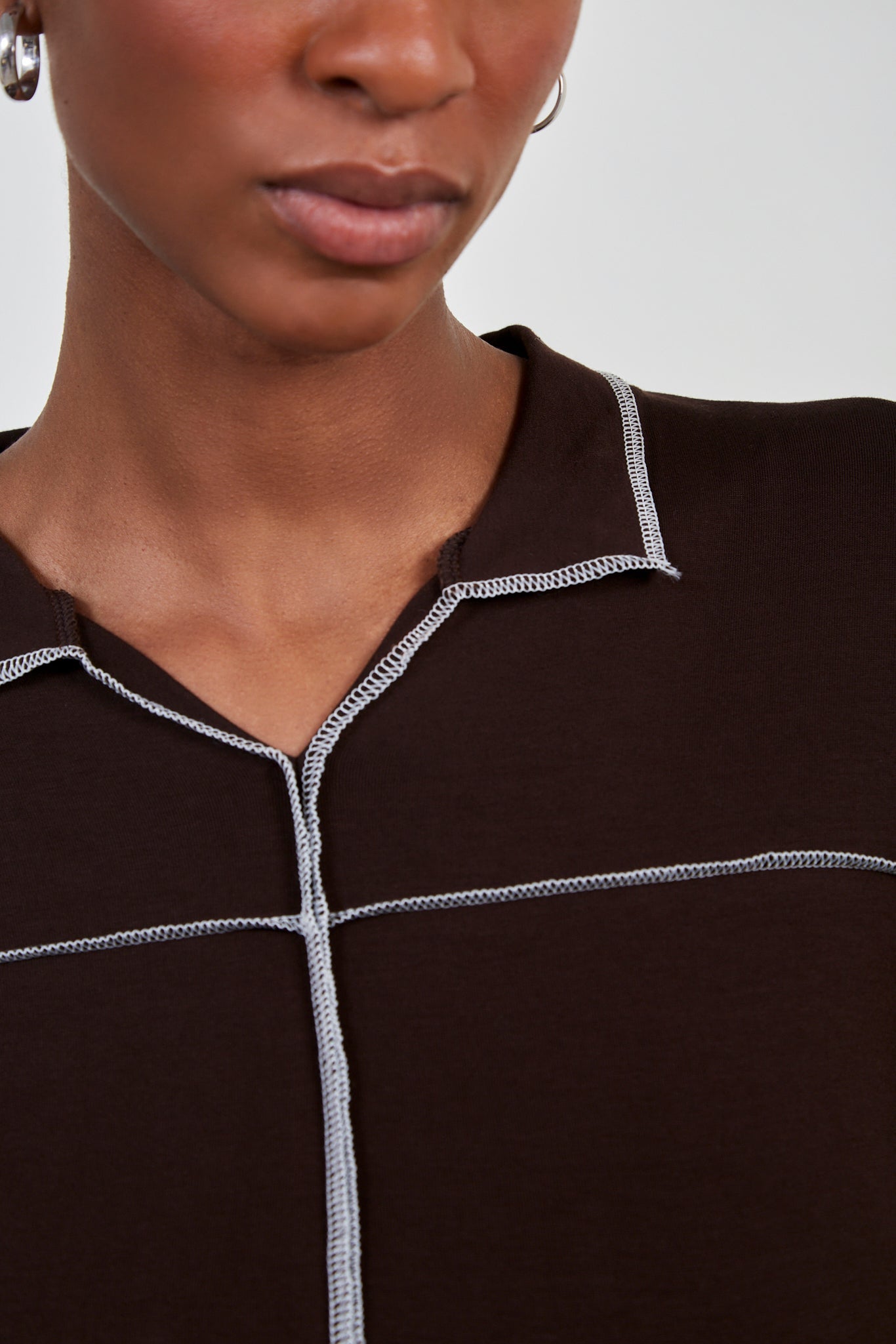 Brown contrast trim top_4