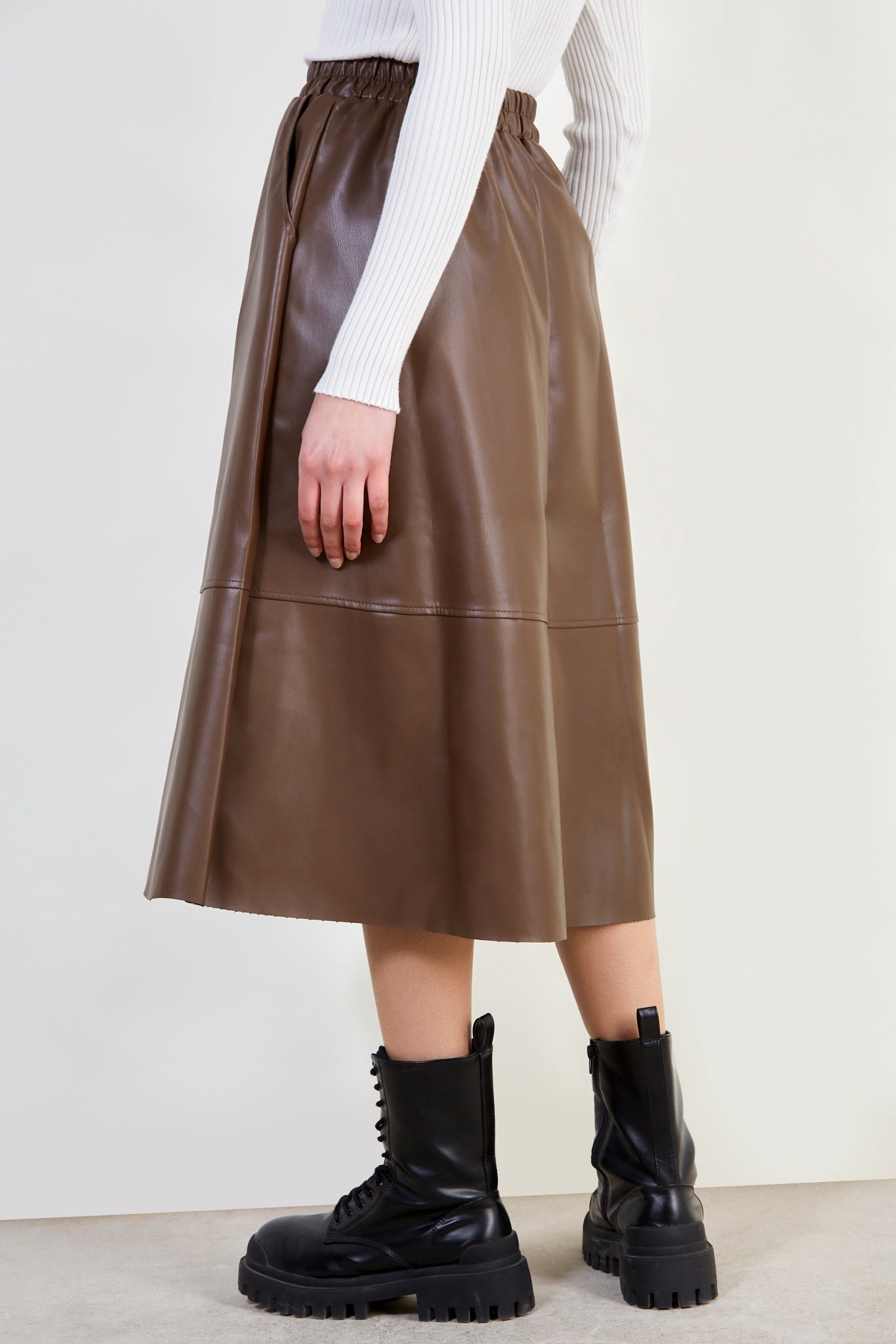 Brown vegan leather midi skirt_3