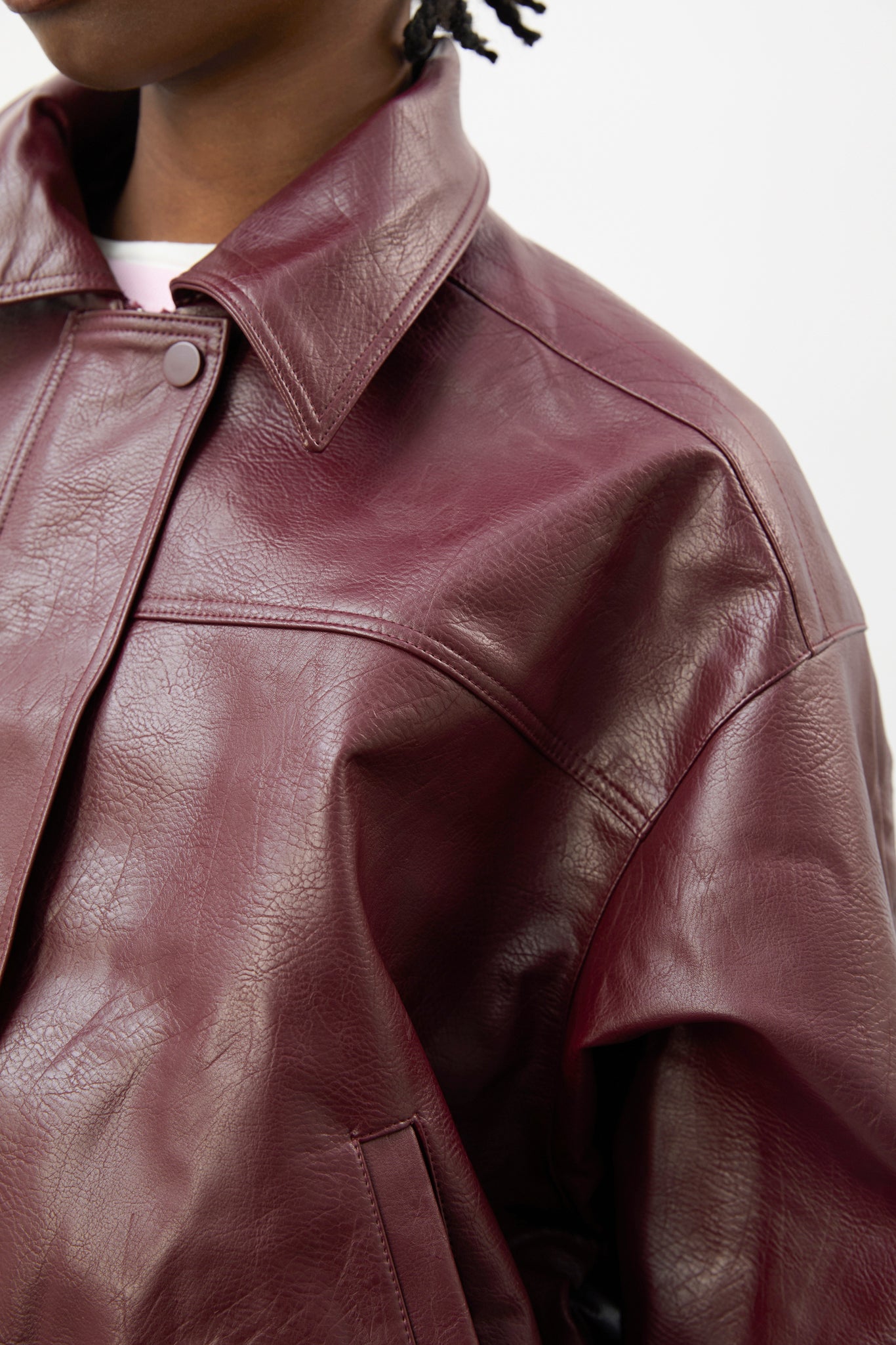 Burgundy vegan leather short jacket_5