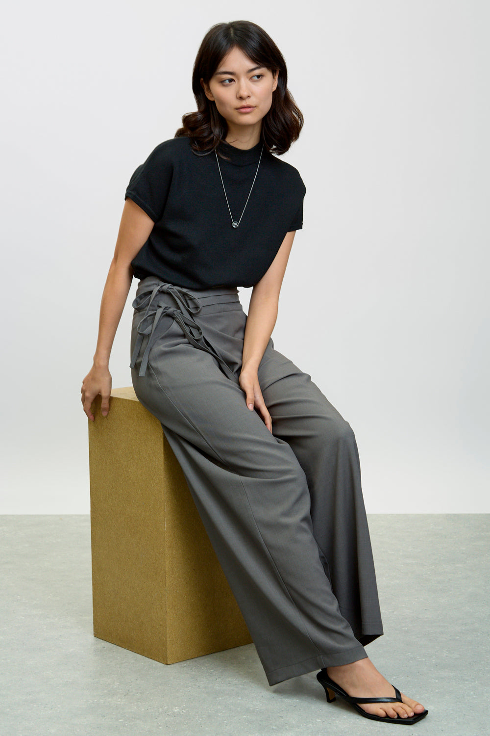 Charcoal asymmetric tie up trousers_5