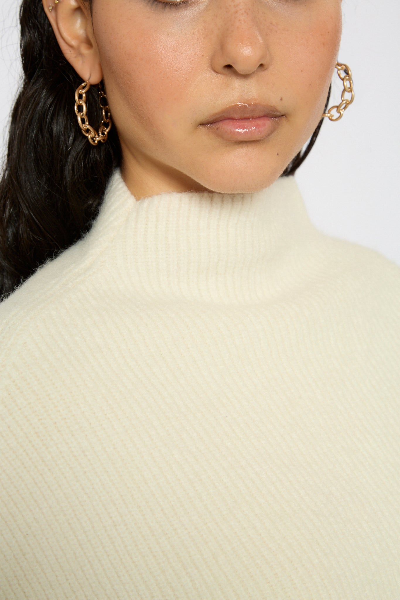 Ivory double layered mock neck jumper_3