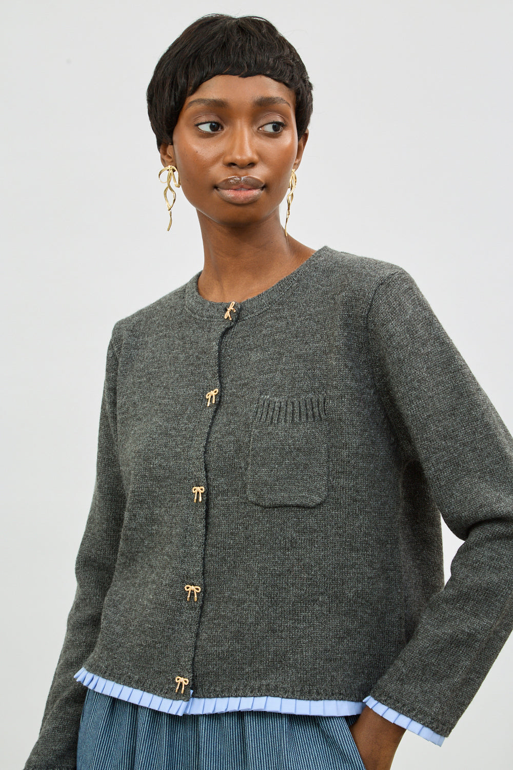 Charcoal grey bow button pleat hem cardigan_1