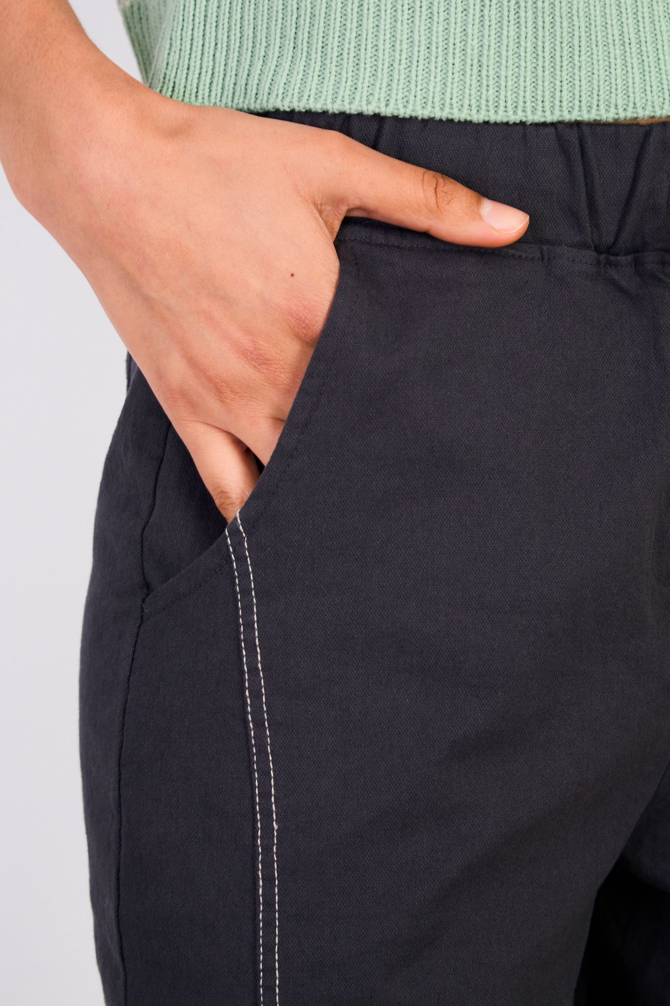 Charcoal grey contrast stitch drawstring trousers_3