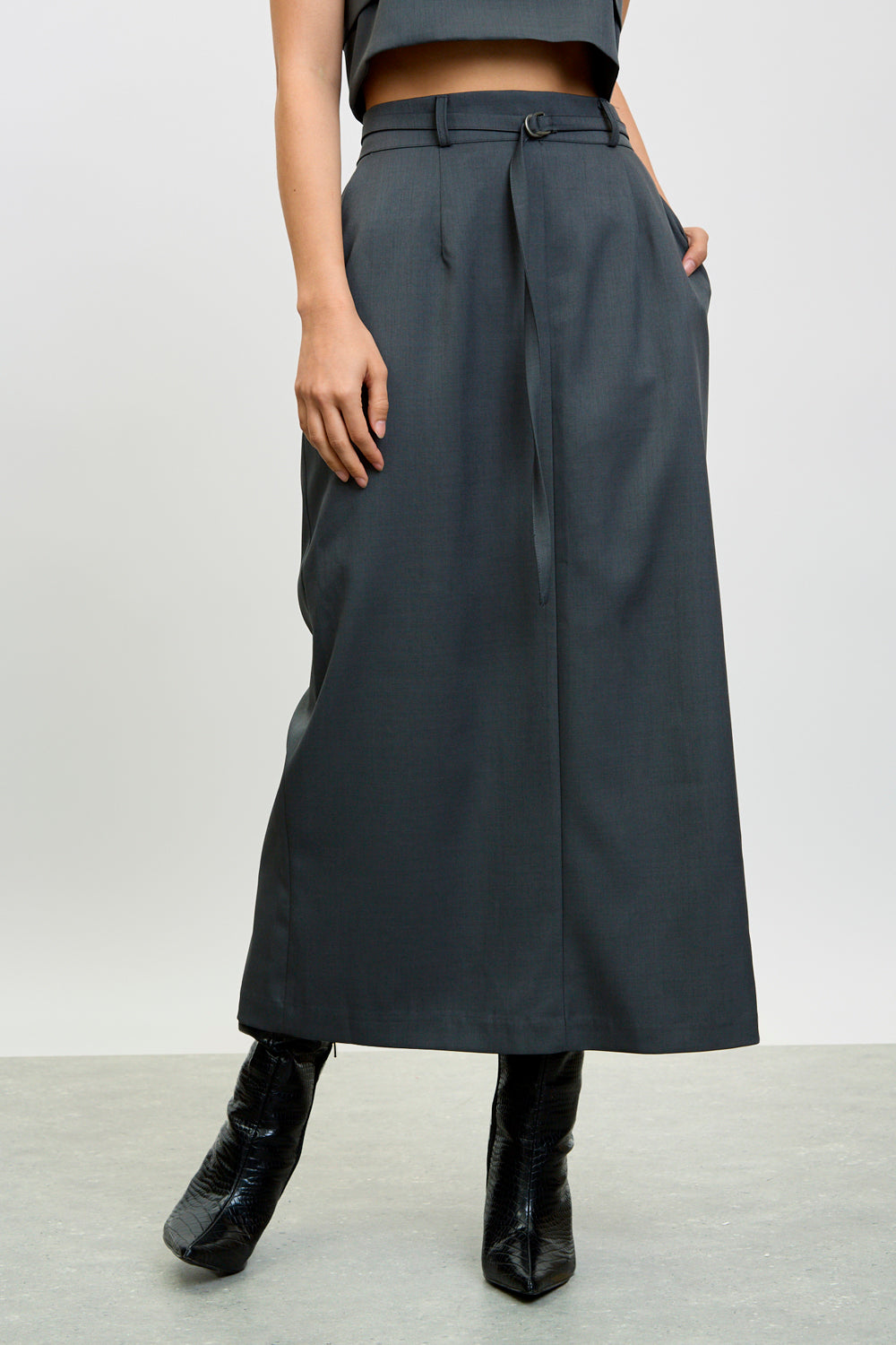 Charcoal grey pencil skirt_1