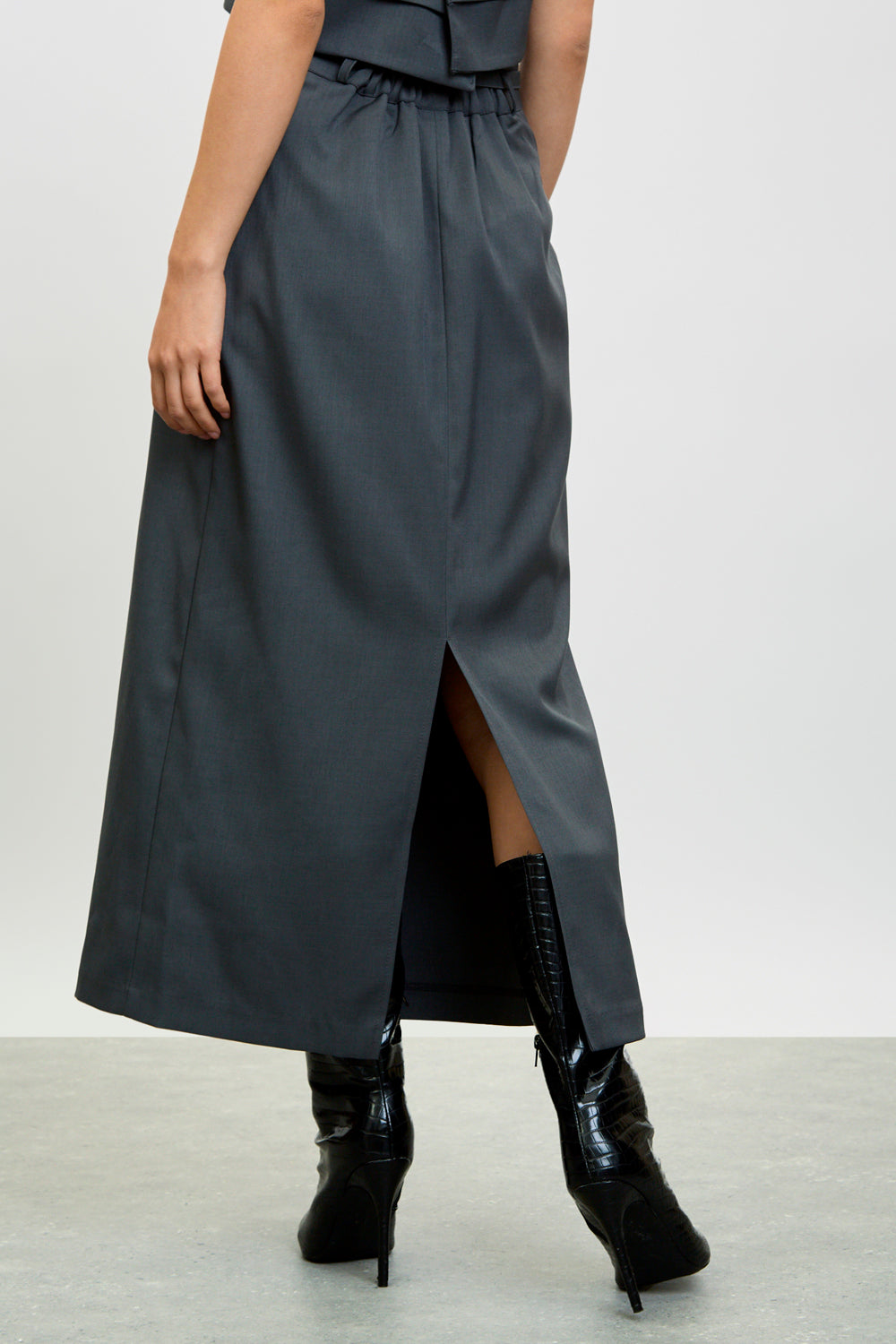Charcoal grey pencil skirt_2