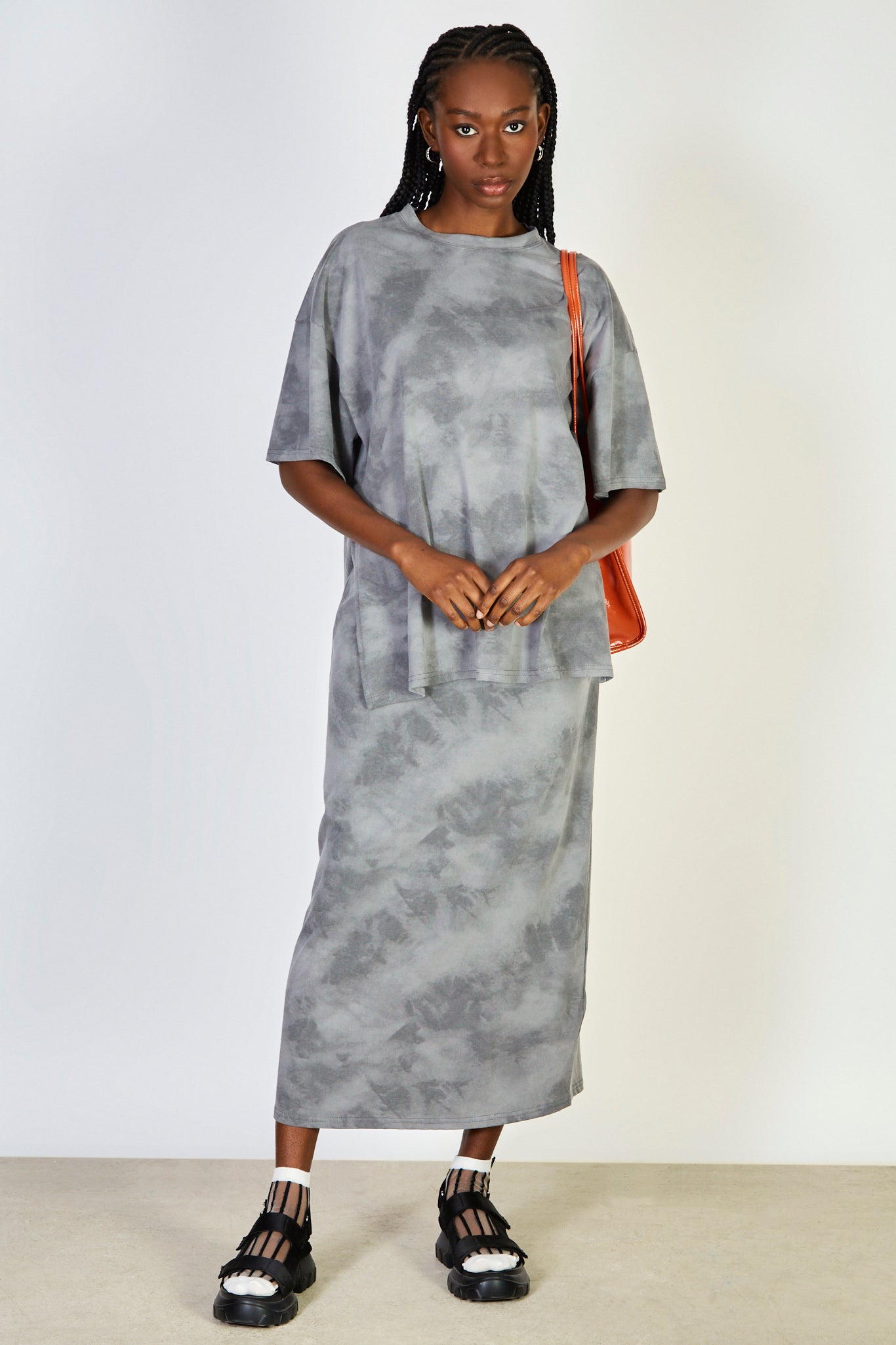 Charcoal tie dye t-shirt_5