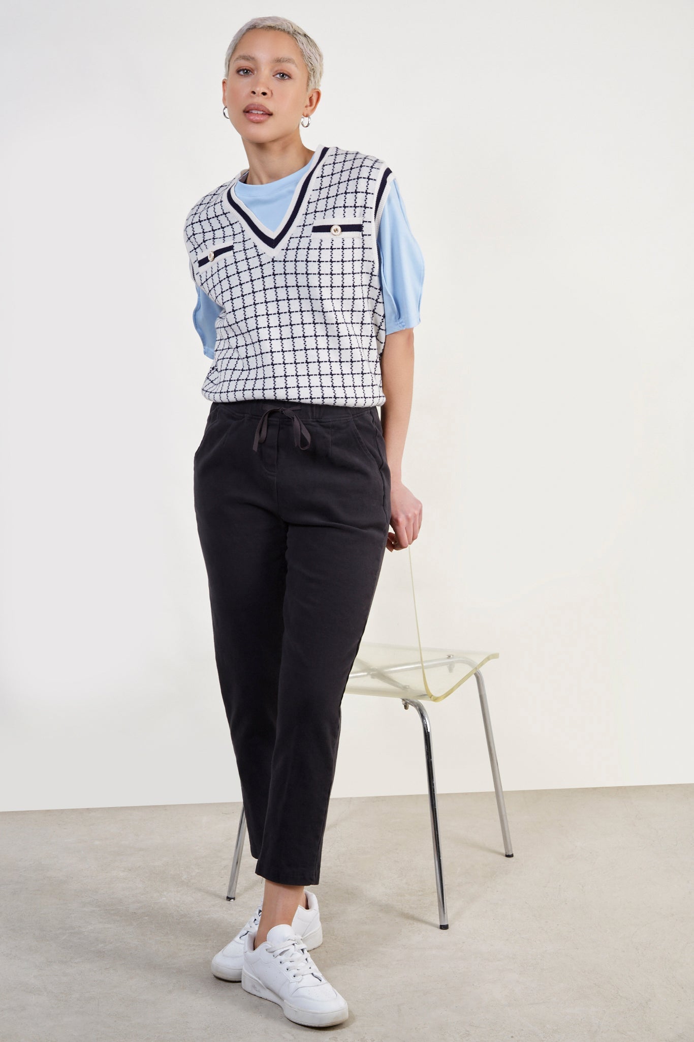 Charcoal thick loose fit drawstring trousers_5