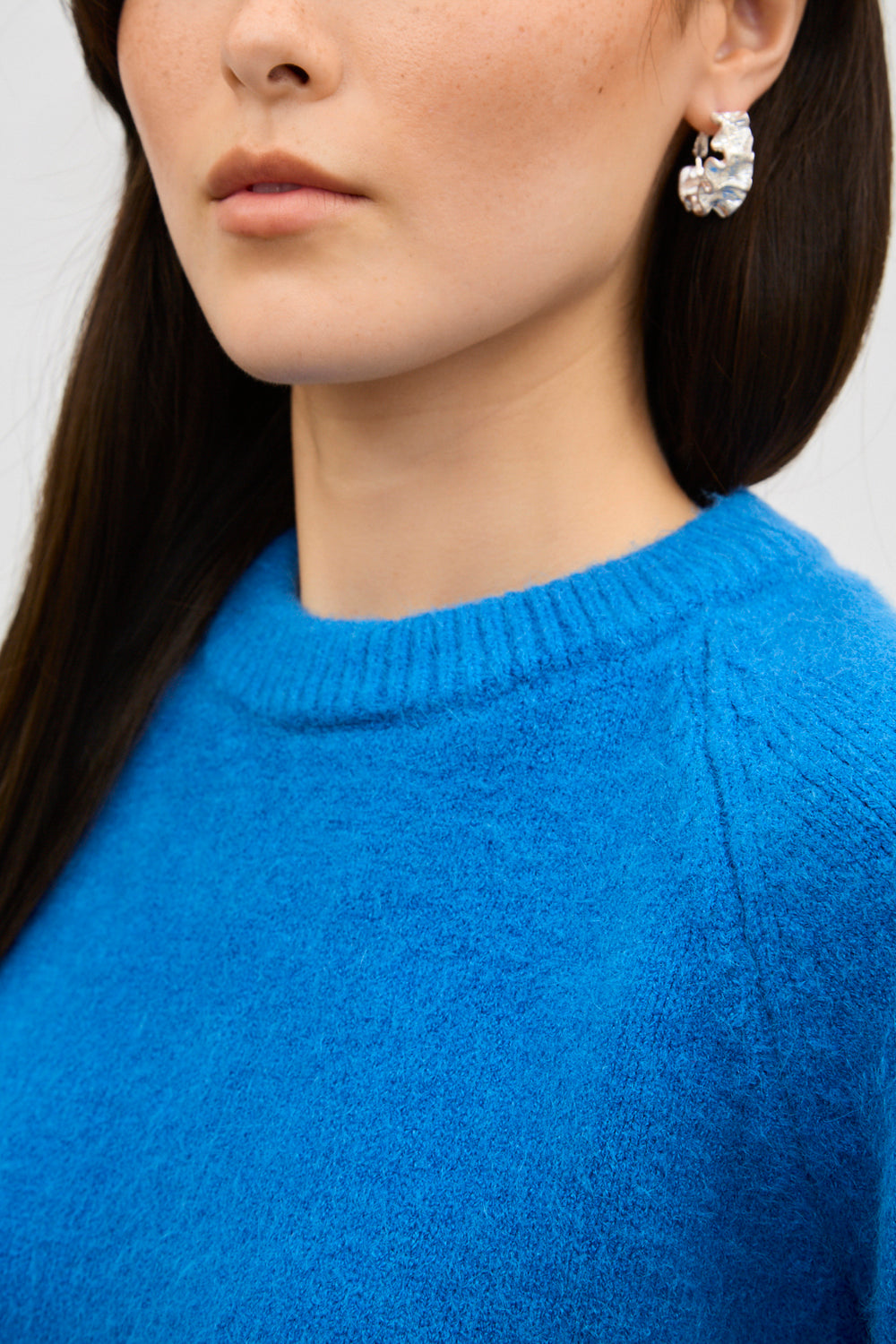 Cobalt blue pure wool crew neck jumper_3