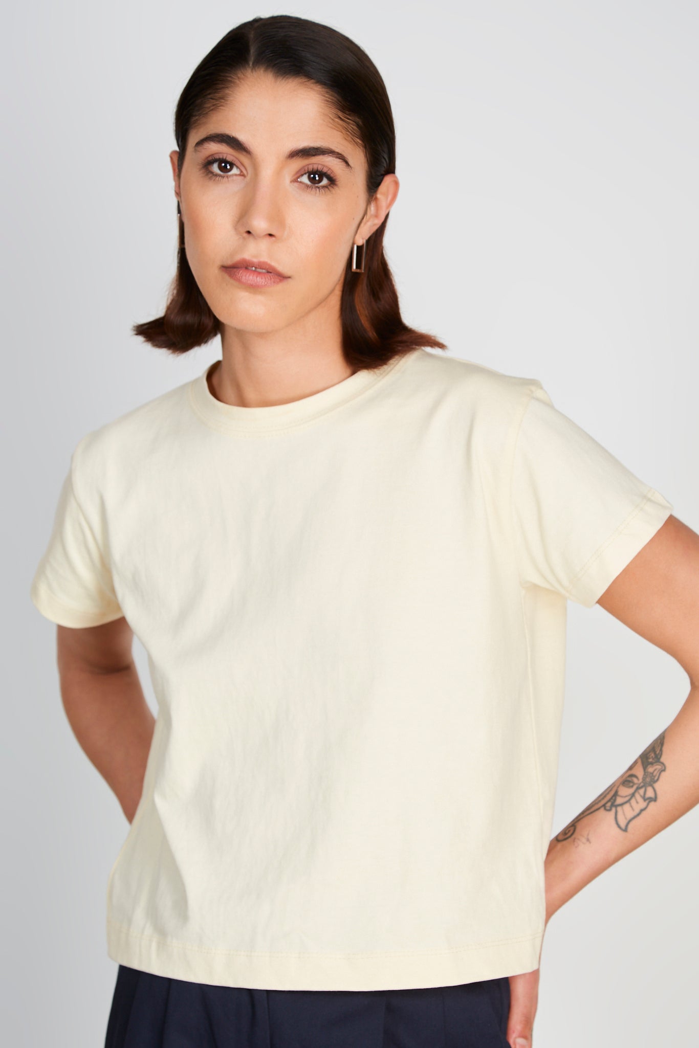 Cream crew neck t-shirt_1