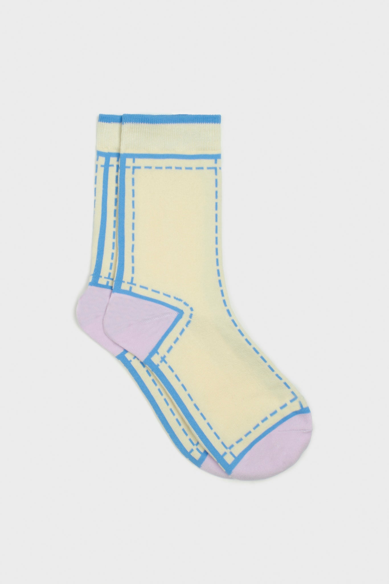 Cream and pink dotted outline graphic socks_3