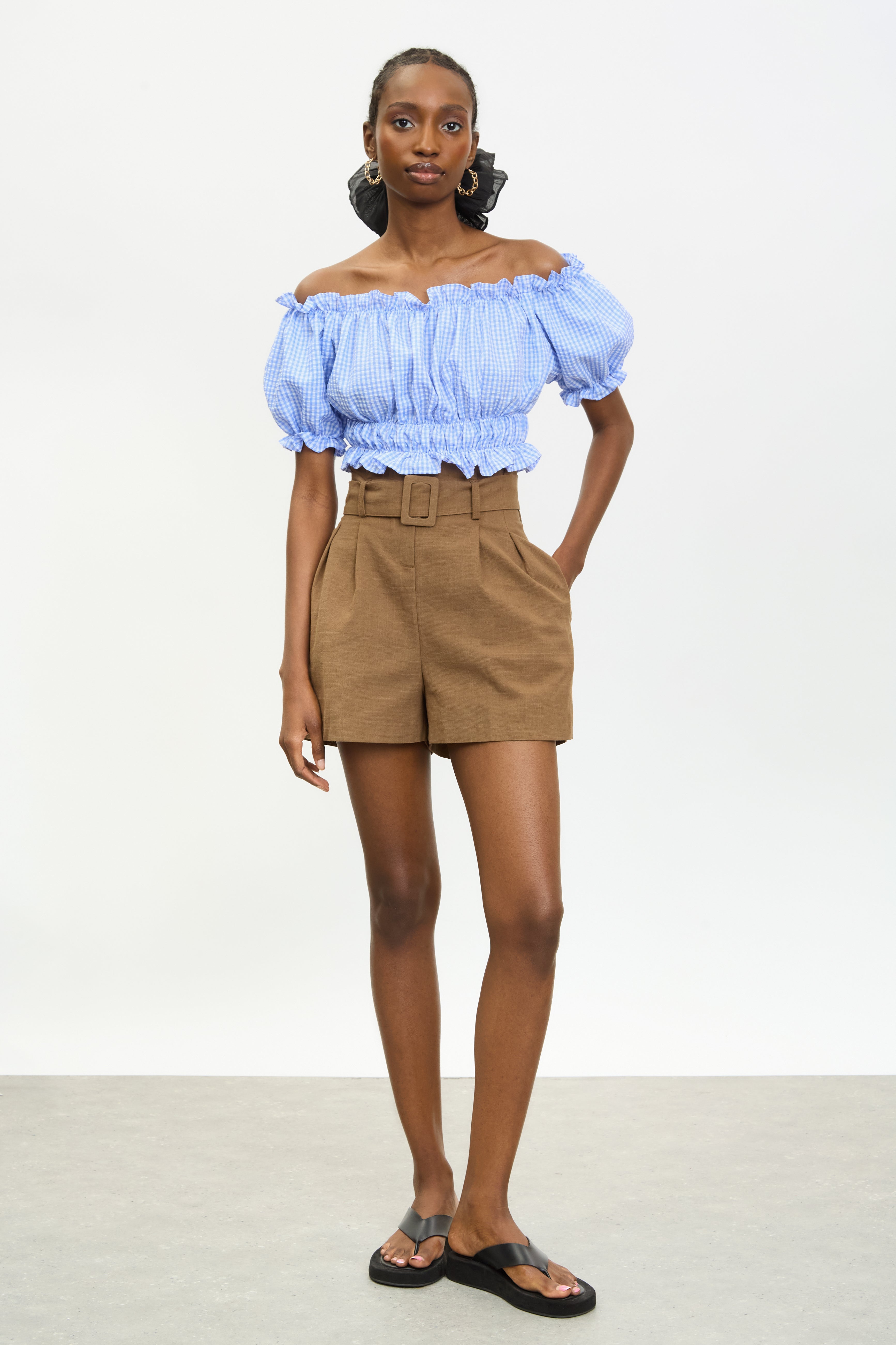 Dark beige smart belted shorts_4