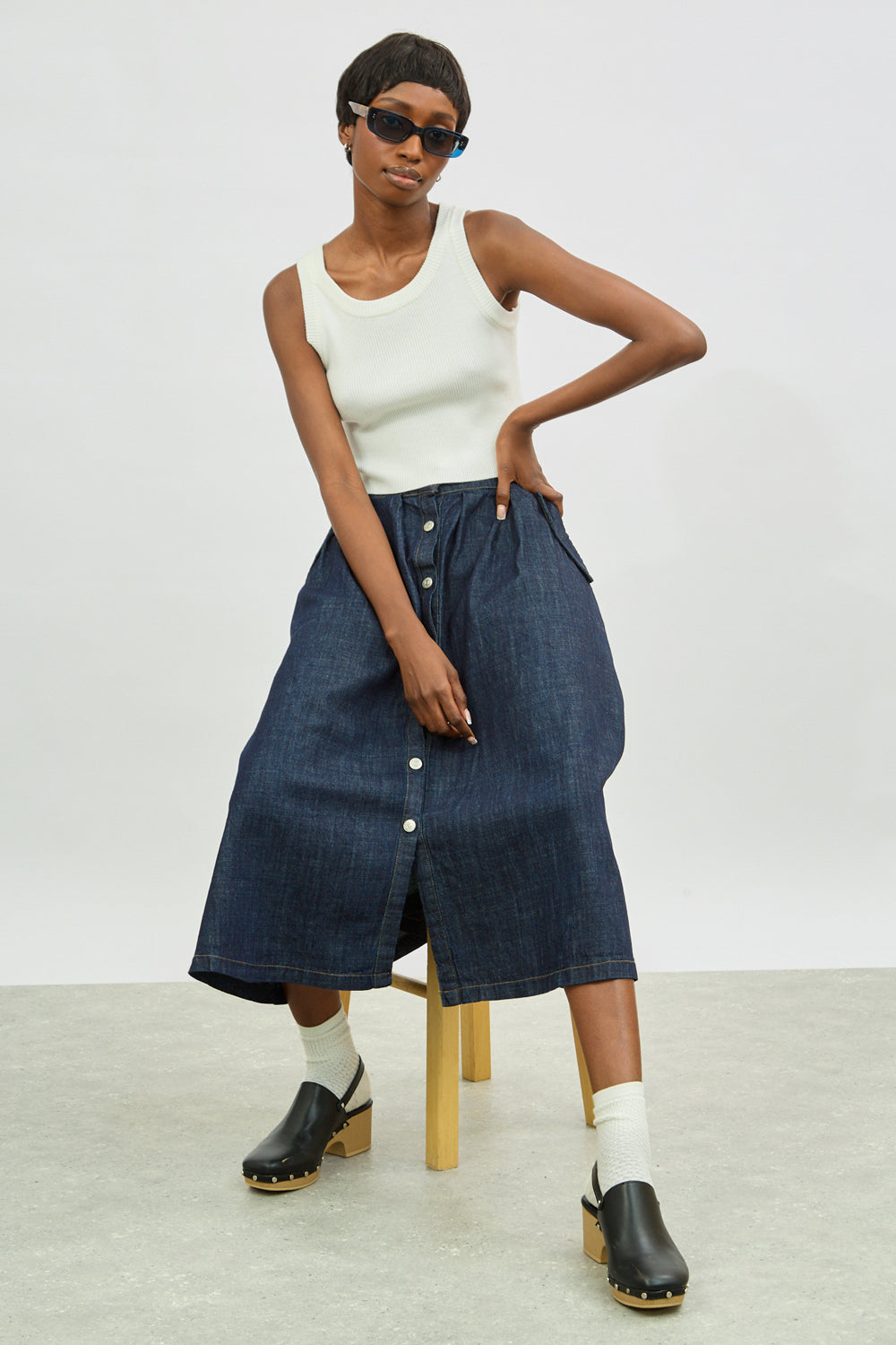 Dark blue denim button front skirt_5