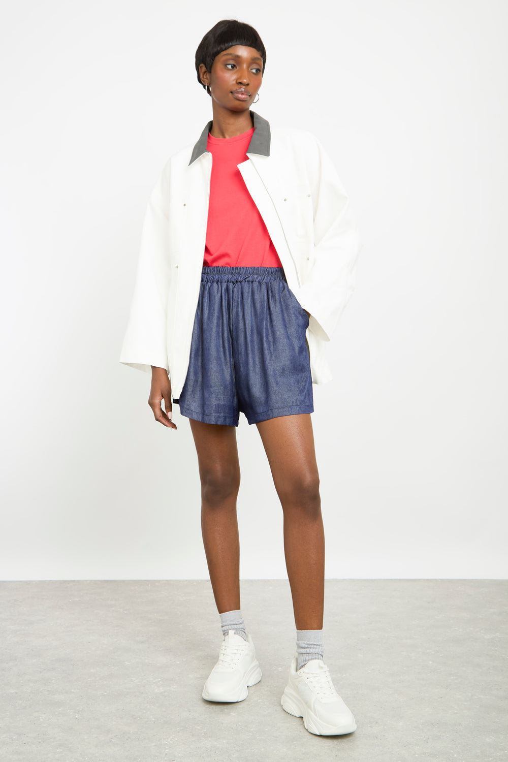 Dark blue denim shorts_4