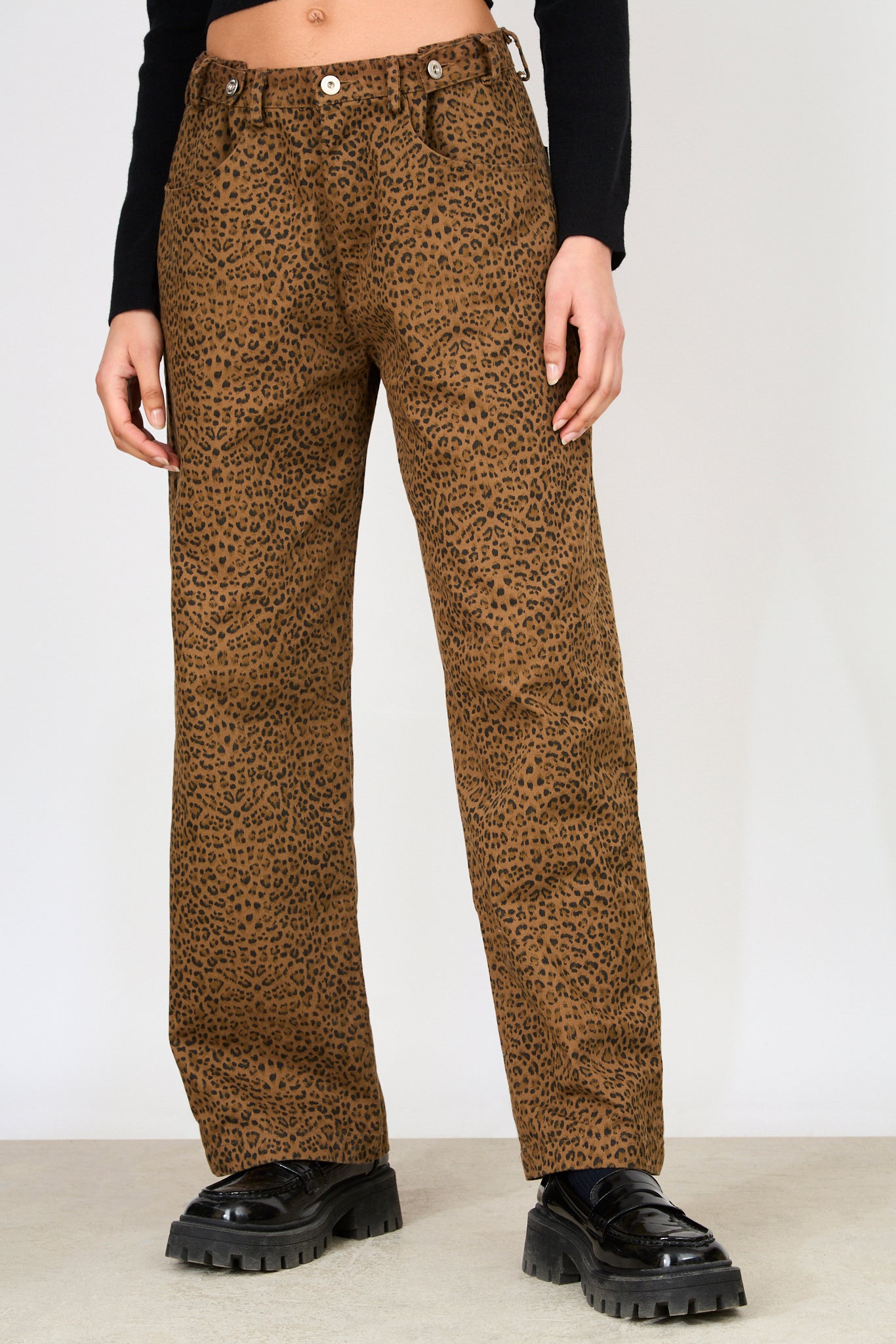 Dark brown leopard print adjustable waist double button jeans_1