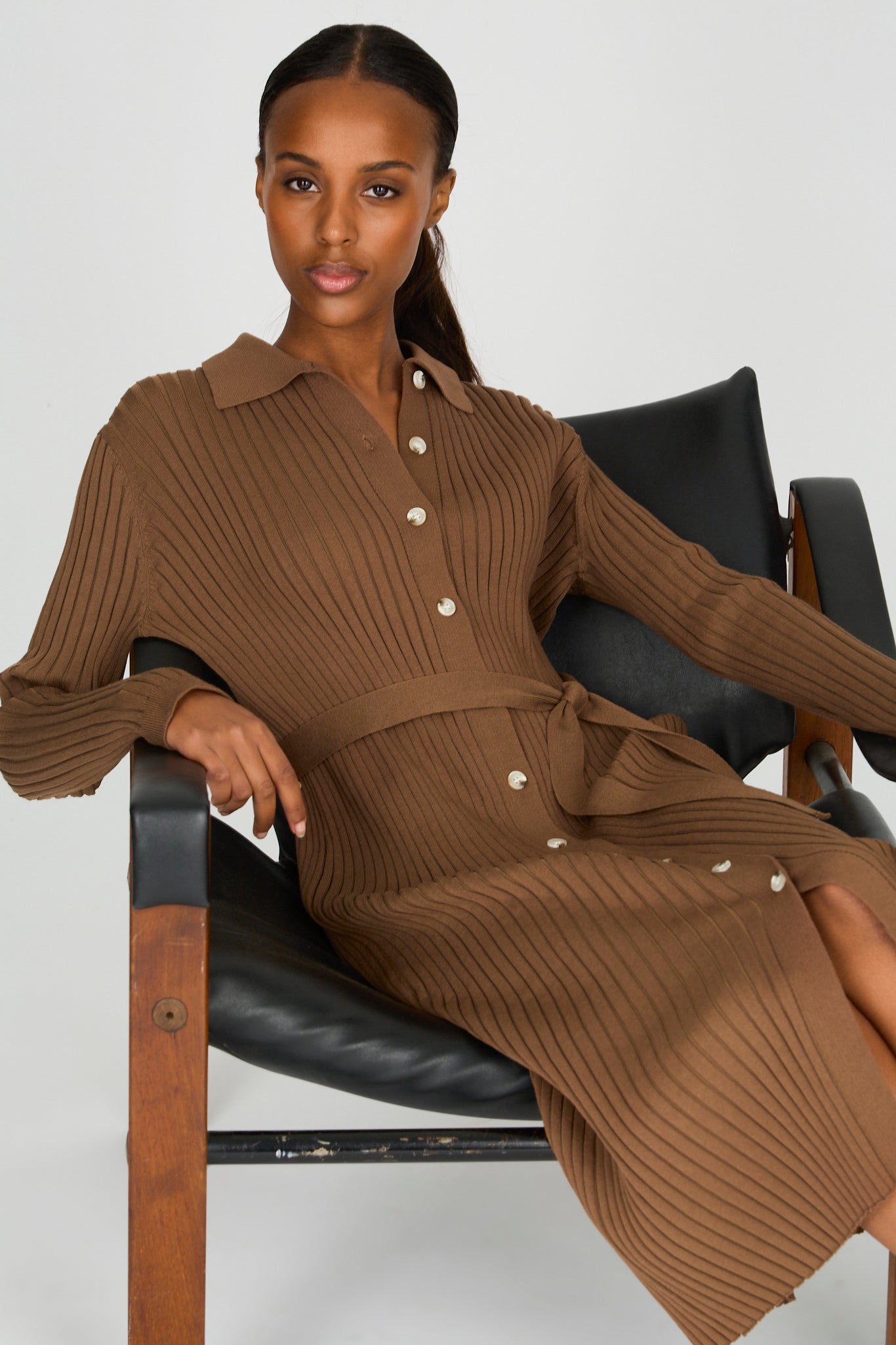 Dark brown ribbed knit button front dress_5