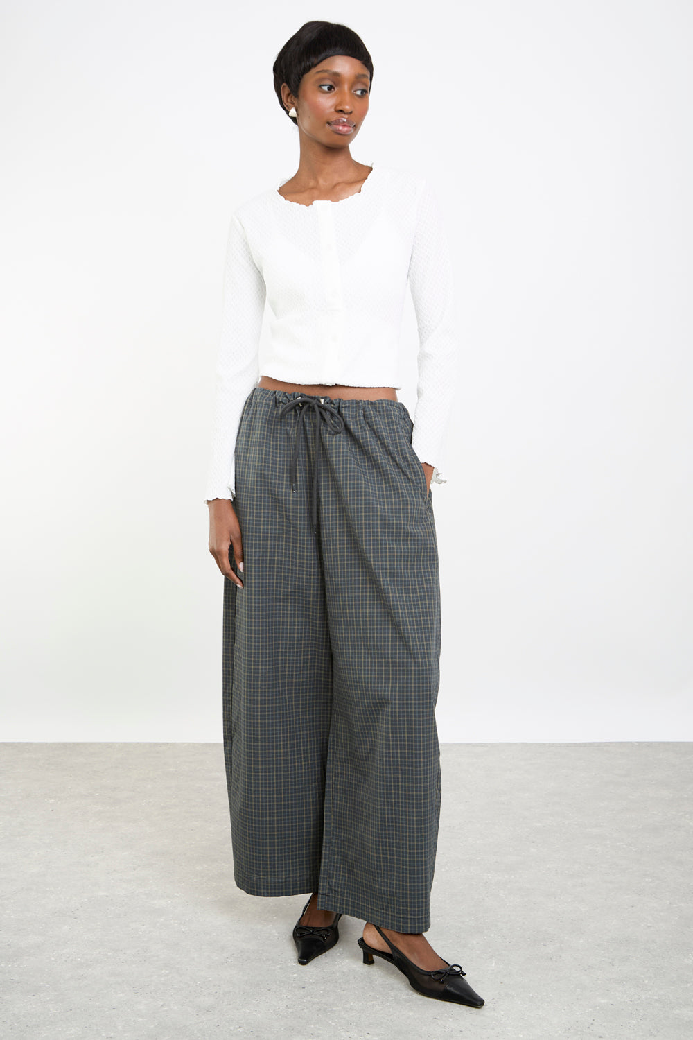 Dark green and yellow plaid drawstring trousers_4