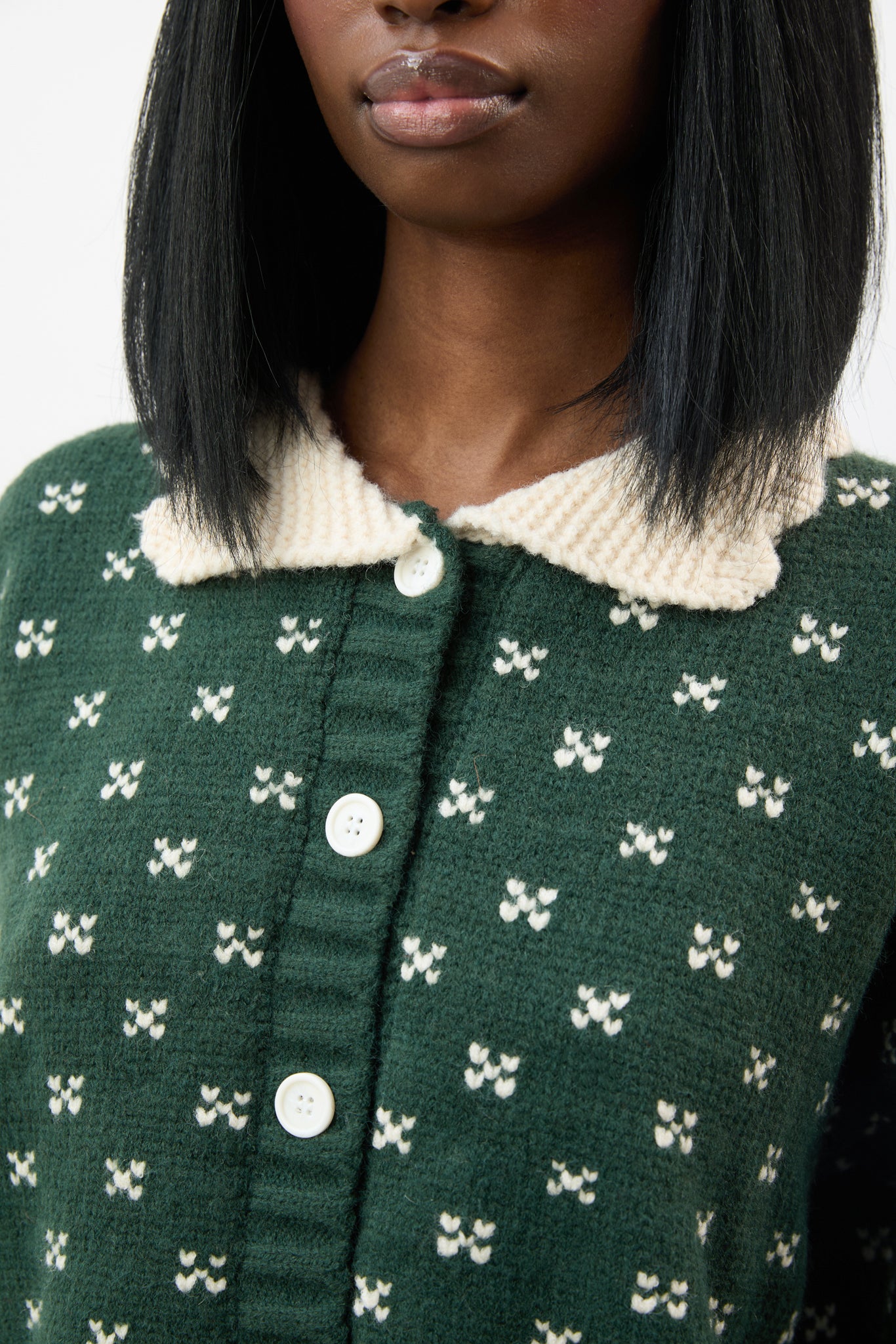 Dark green scalloped collar intarsia cross cardigan_3