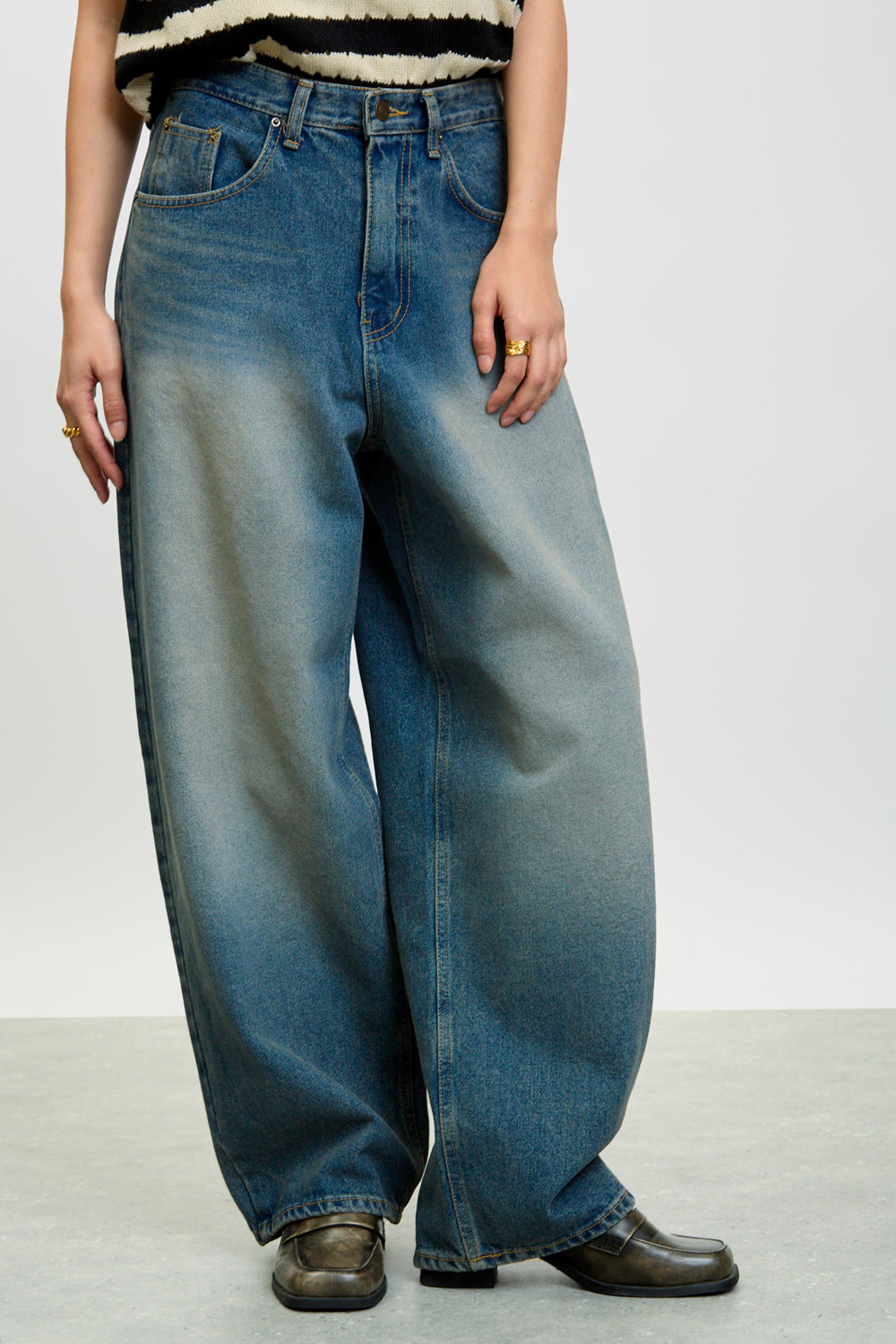 Dark indigo super wide leg jeans_1