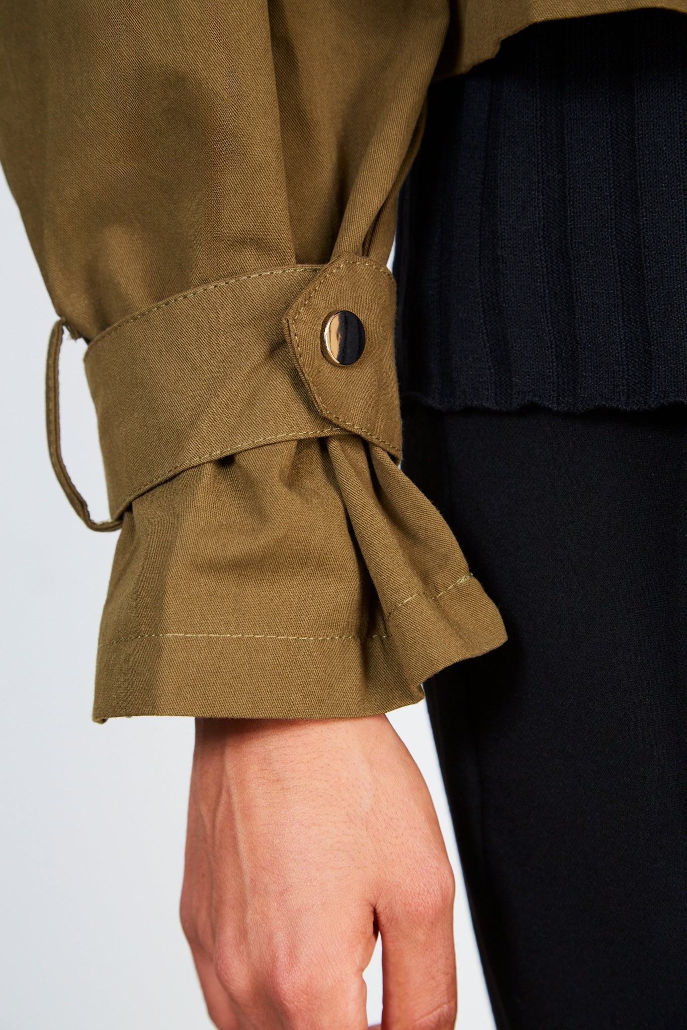 Khaki short pocket front jacket_4