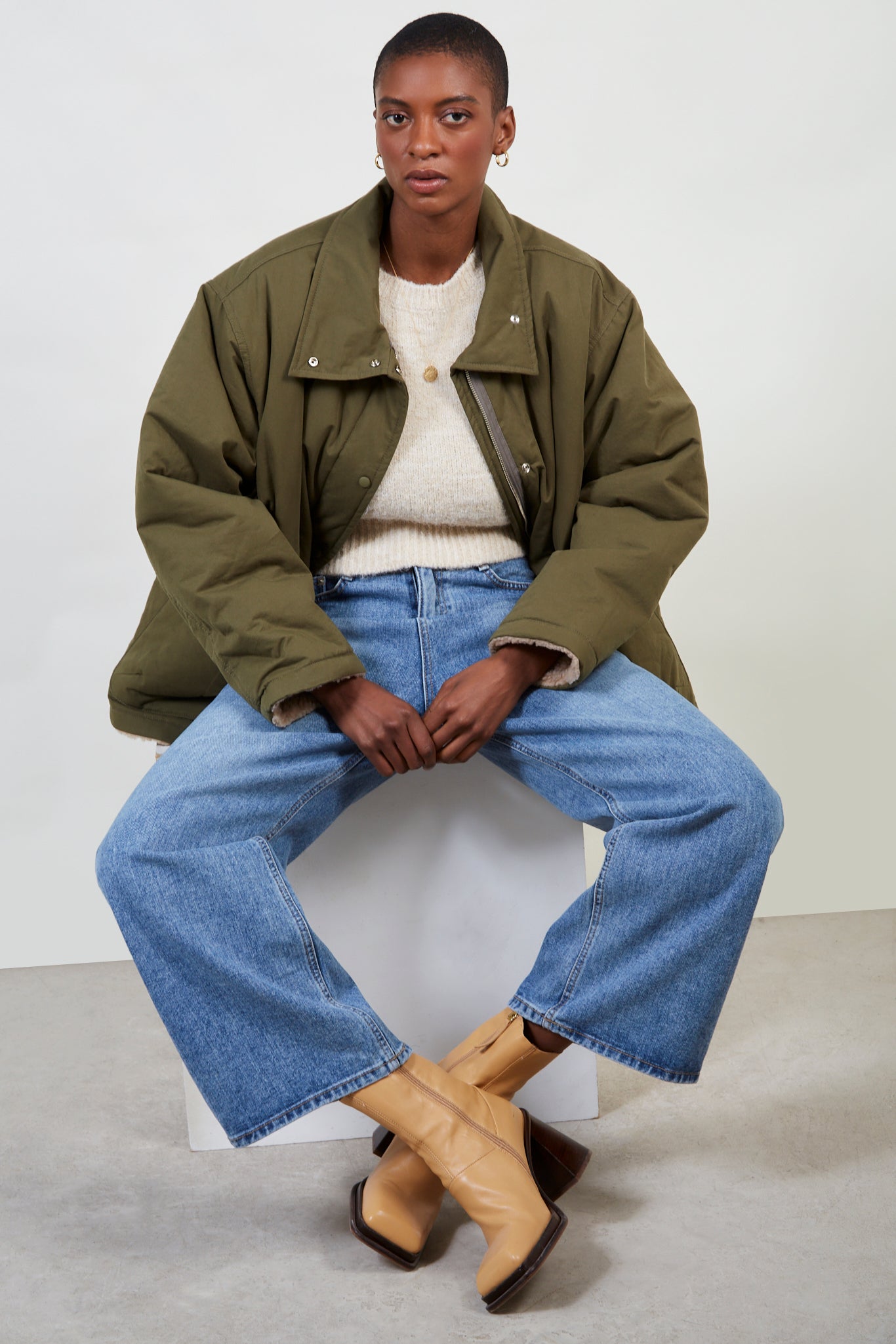 Dark khaki teddy lined cinch back parka_7