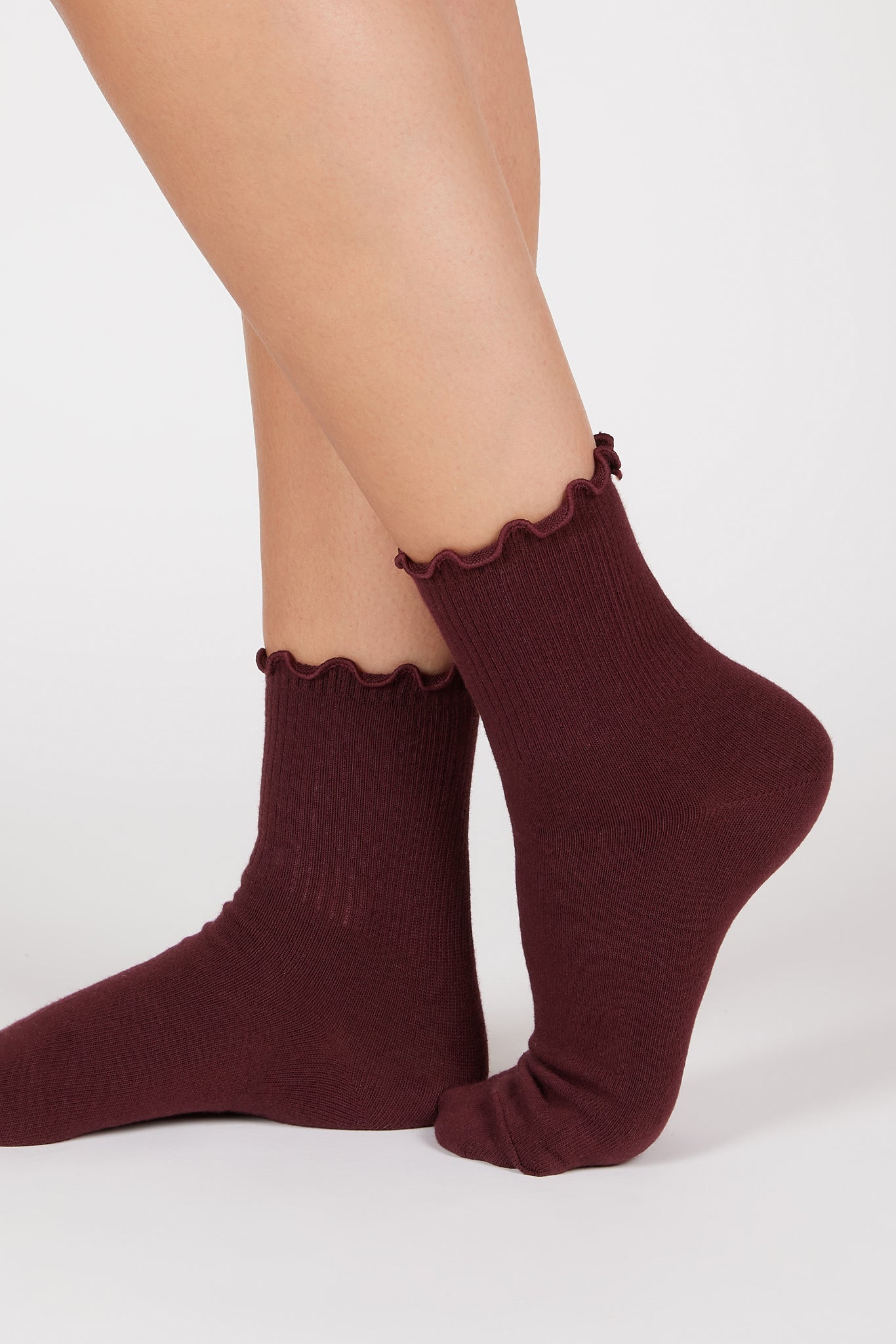 Burgundy ruffle trim socks_1