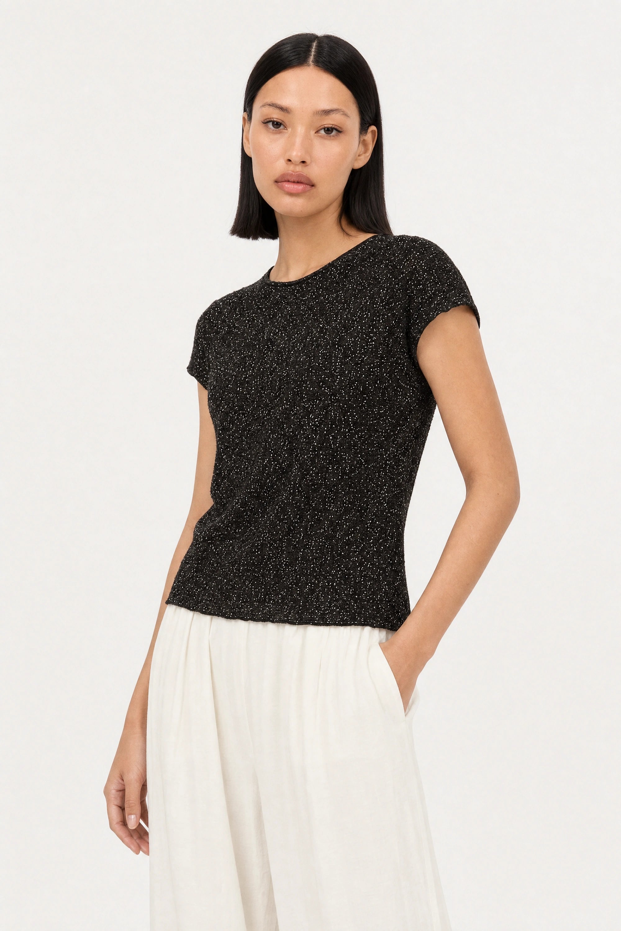 Black and ivory flecked scrunched tee_3