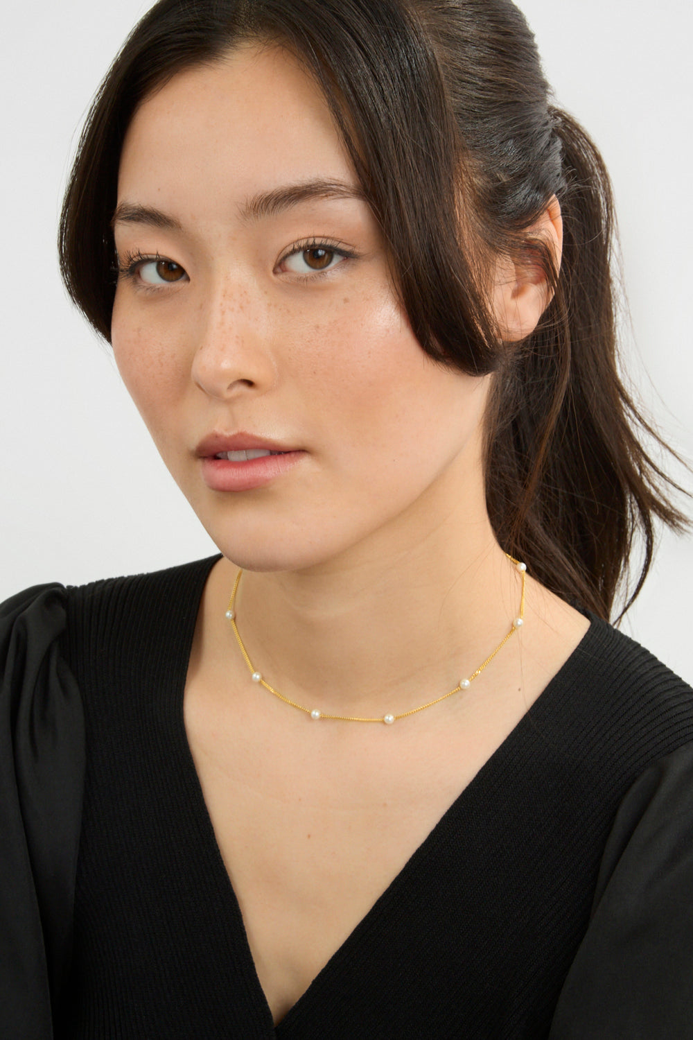 Gold pearl drop chain necklace_1