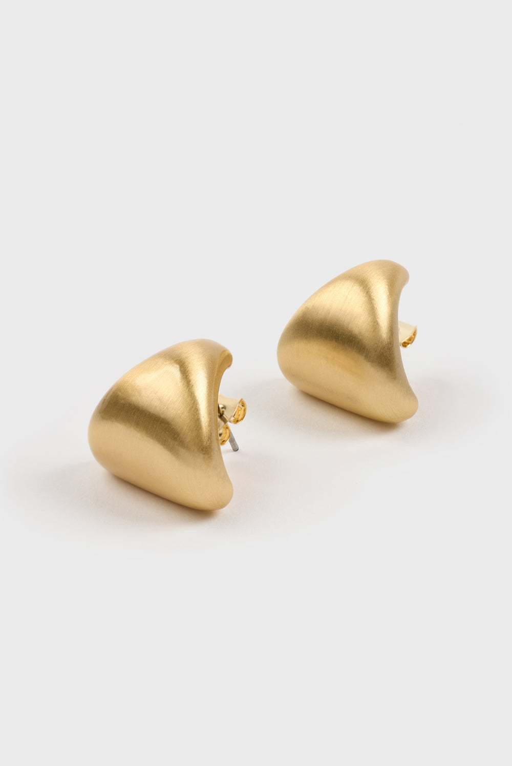 Gold triangle stud earrings_3